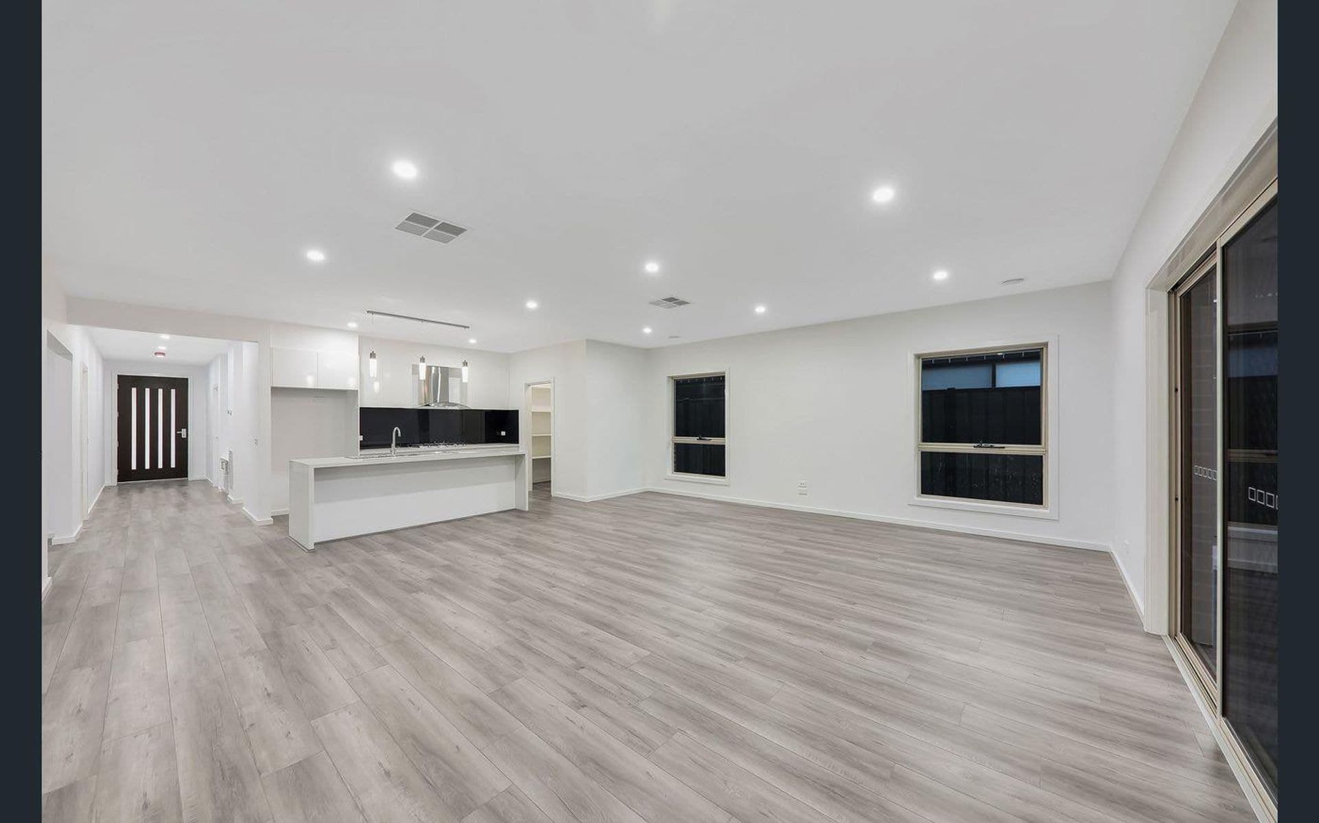 604 Grand Boulevard, Craigieburn VIC 3064, Craigieburn - Thumbnail 5