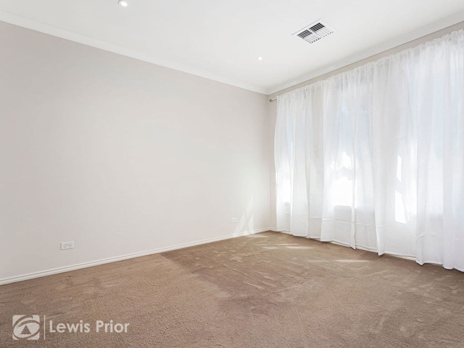 24 Harding Street, Glengowrie SA 5044, Glengowrie - Thumbnail 3