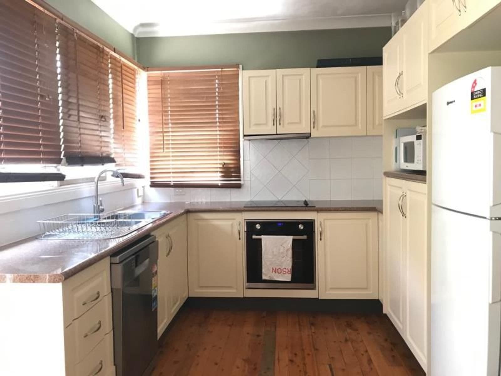 17 Gipps Street, Tamworth NSW 2340, Tamworth - Thumbnail 4