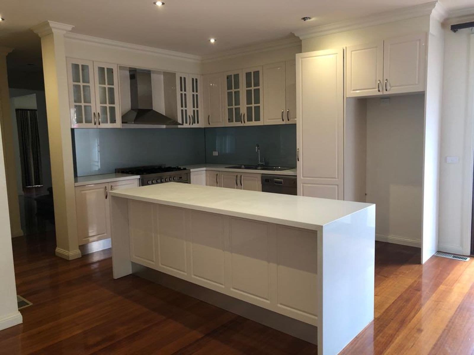 2/16 Hammence Street, Glen Waverley VIC 3150, Glen Waverley - Thumbnail 2