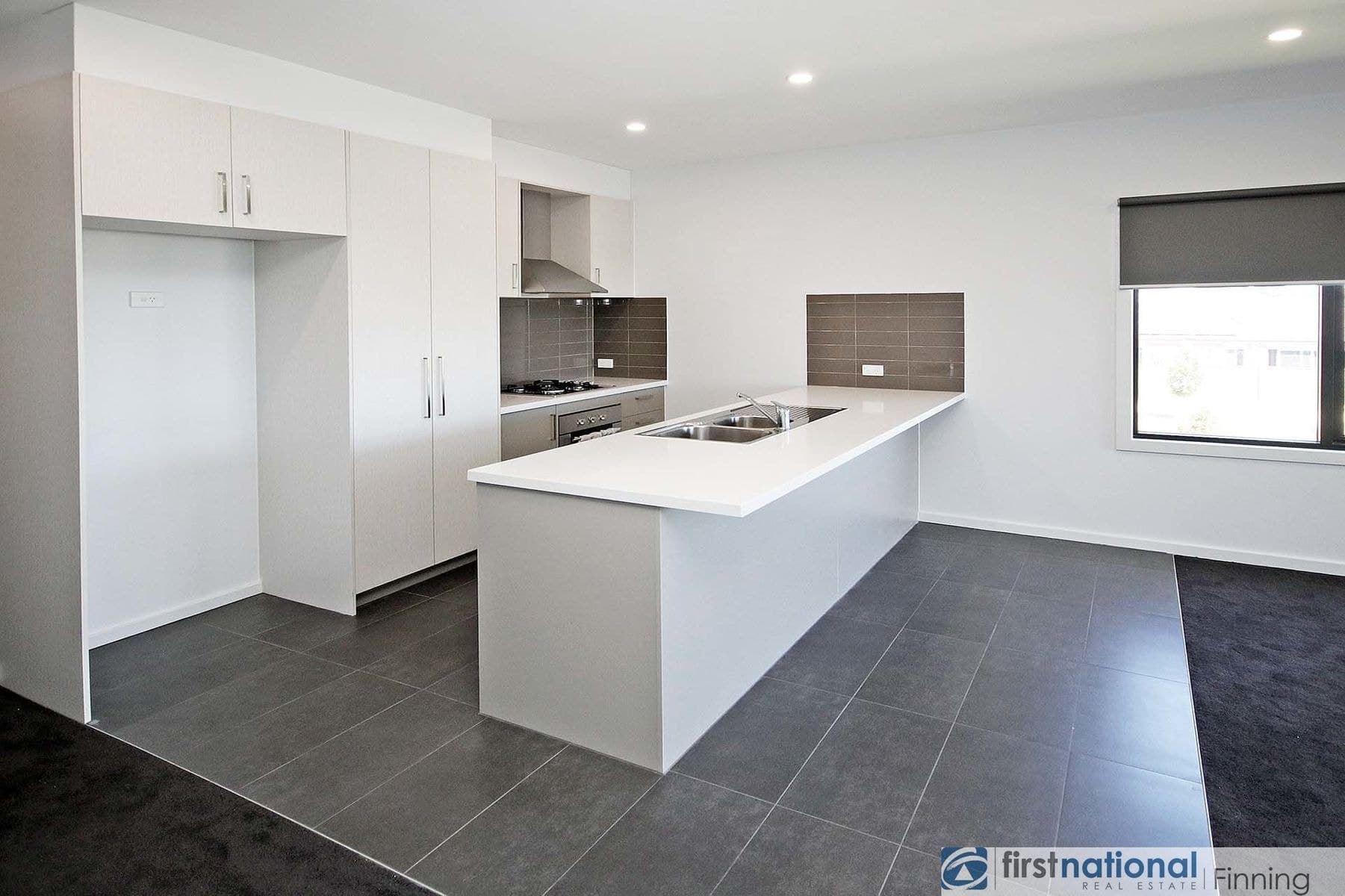 1 Push, Cranbourne West - Thumbnail 4