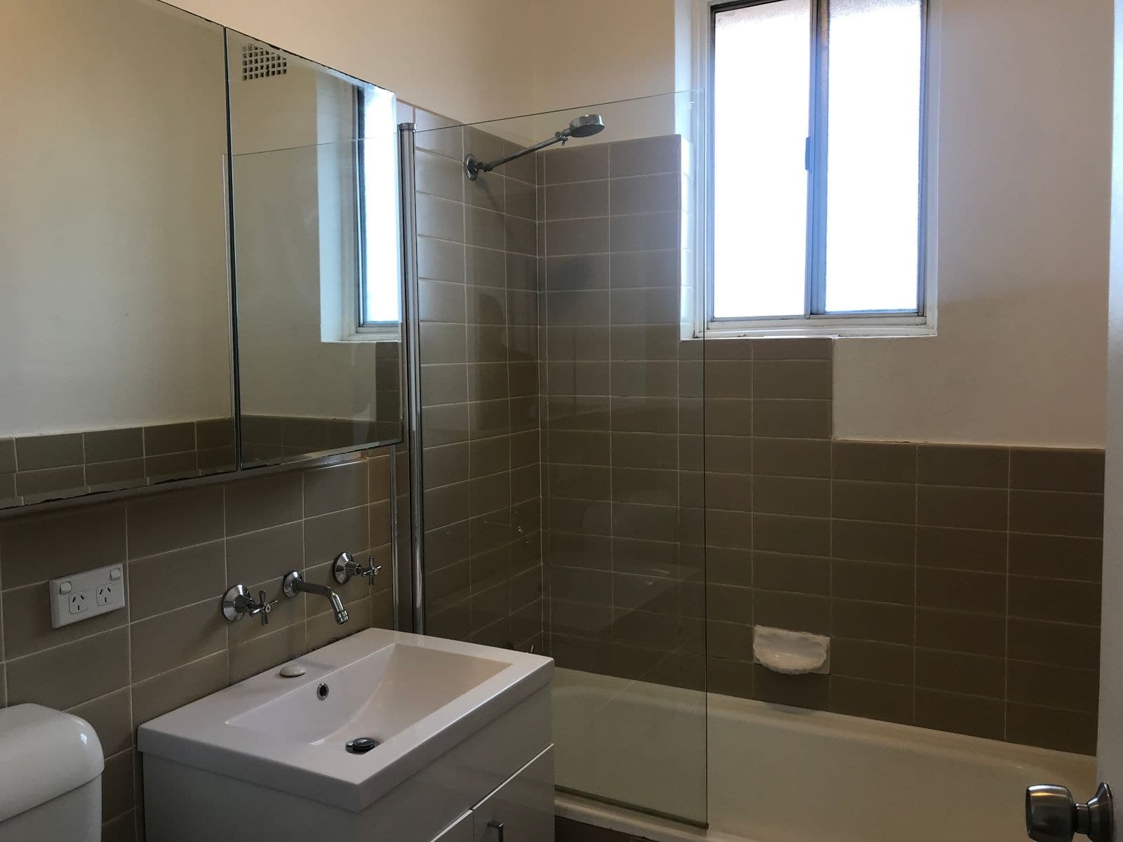 18/87-91 Flood Street, Leichhardt NSW 2040, Leichhardt - Thumbnail 3