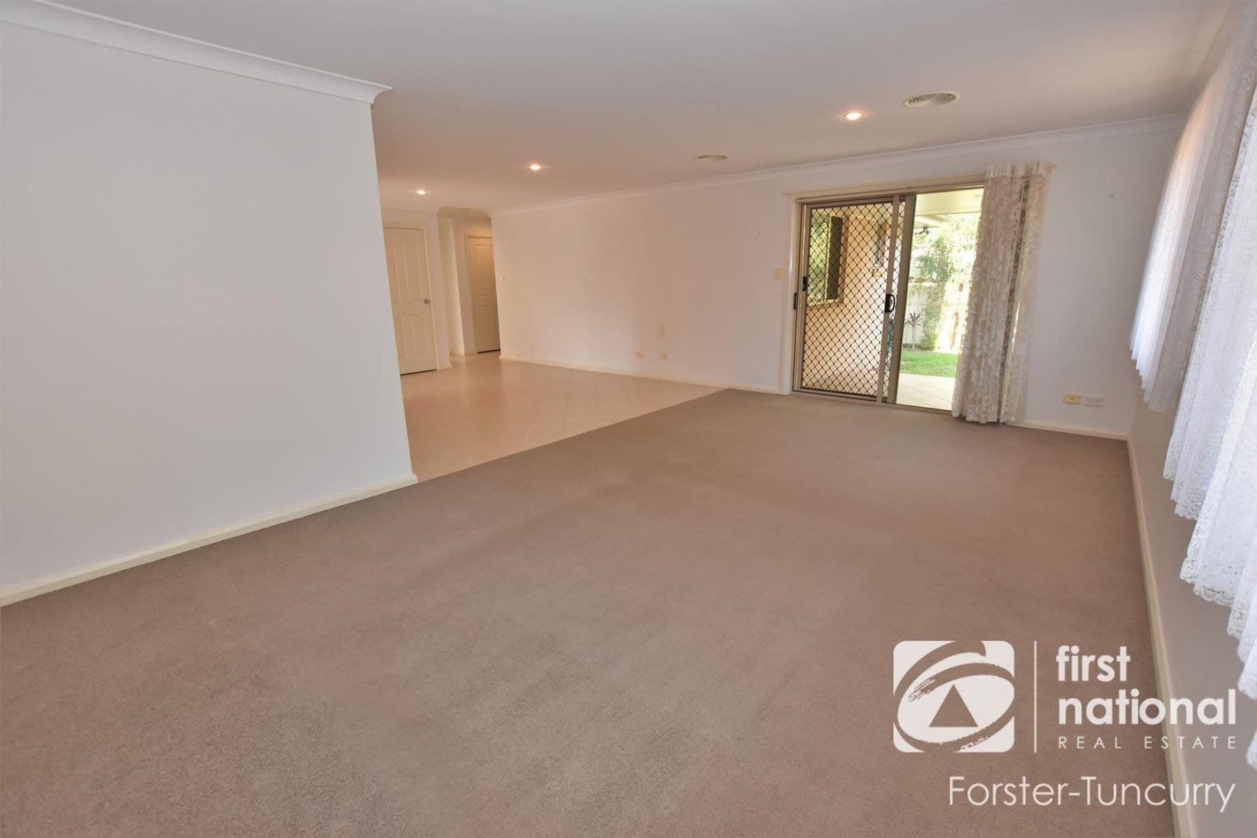 2/16 Parkes Street, Tuncurry NSW 2428, Tuncurry - Thumbnail 4
