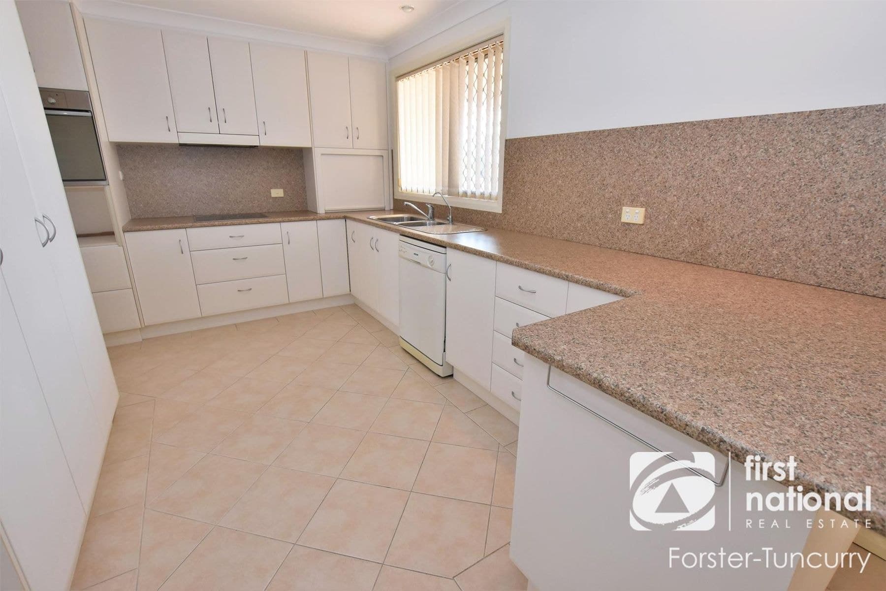 2/16 Parkes Street, Tuncurry NSW 2428, Tuncurry - Thumbnail 5