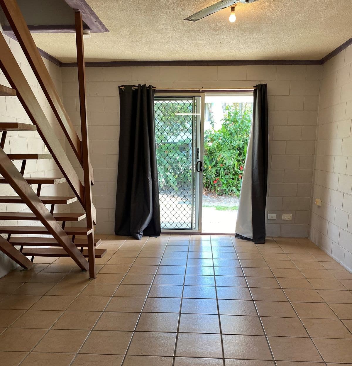 1/14 Bassett Street, North Mackay QLD 4740, North Mackay - Thumbnail 3