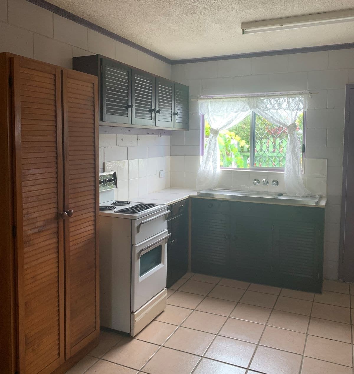 1/14 Bassett Street, North Mackay QLD 4740, North Mackay - Thumbnail 4