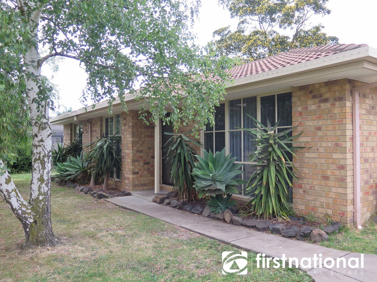 35 Simon Drive, Pakenham VIC 3810, Pakenham - Image 1