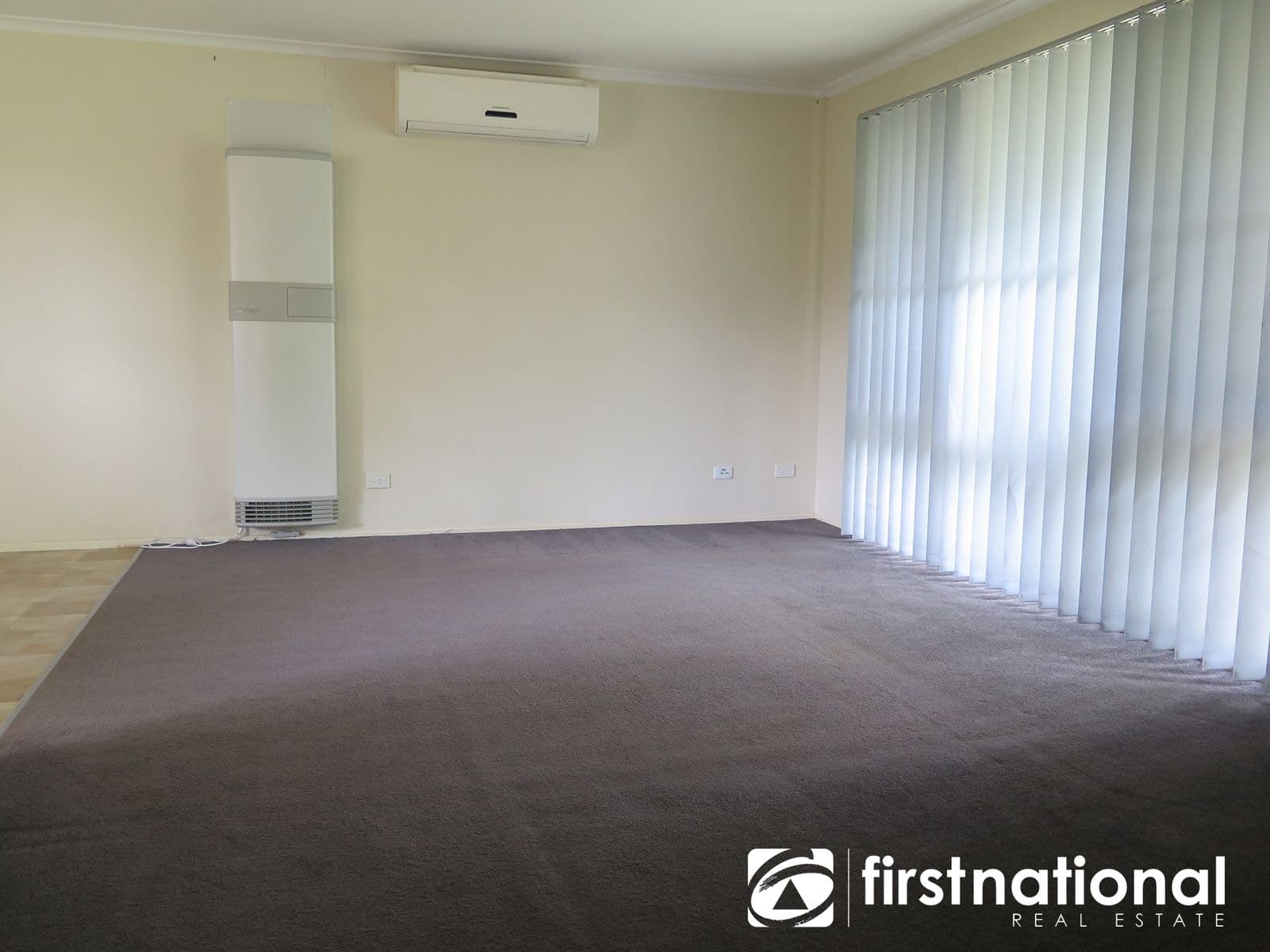 35 Simon Drive, Pakenham VIC 3810, Pakenham - Thumbnail 2