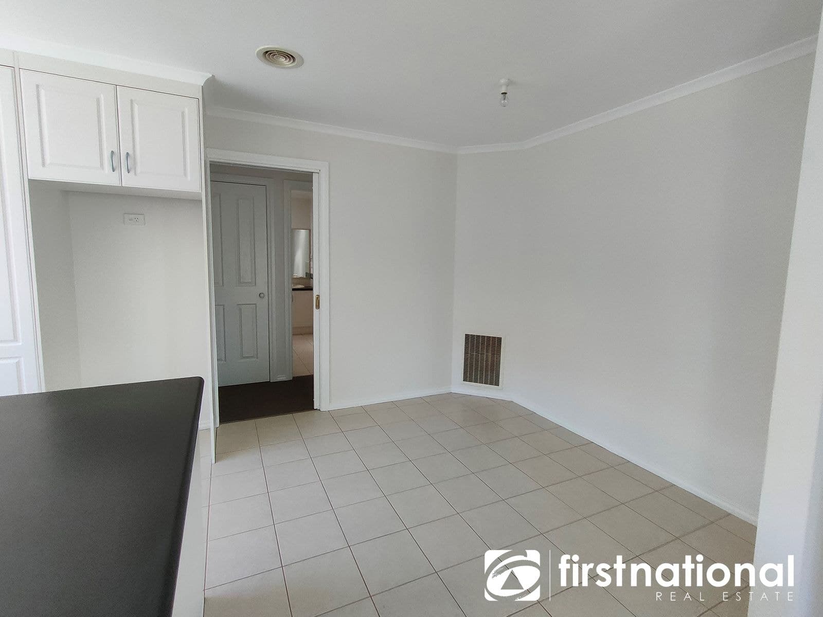1/13A Templeton Crescent, Pakenham VIC 3810, Pakenham - Thumbnail 5