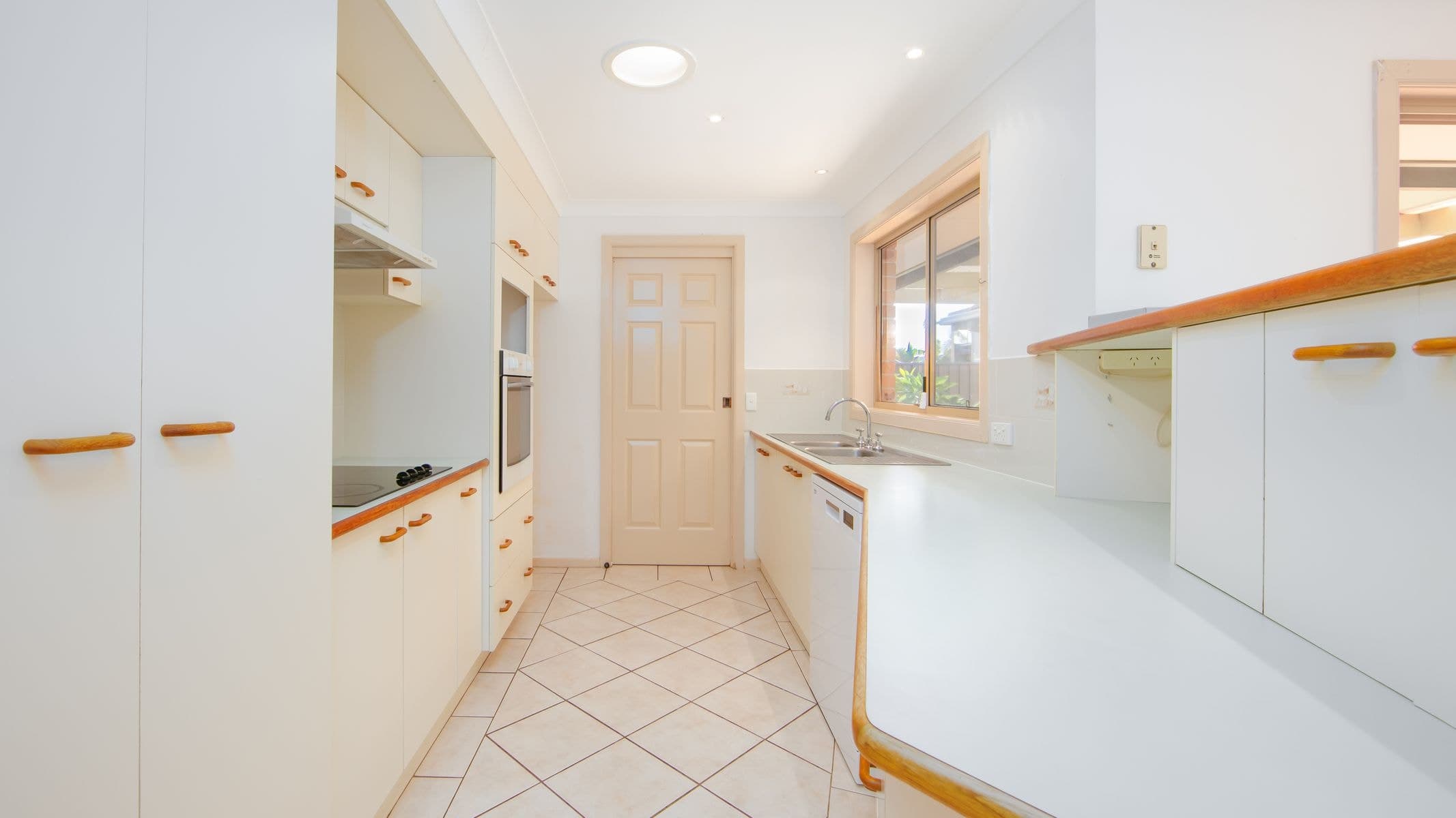 7 Gumnut Road, Yamba, NSW 2464, Yamba - Thumbnail 3