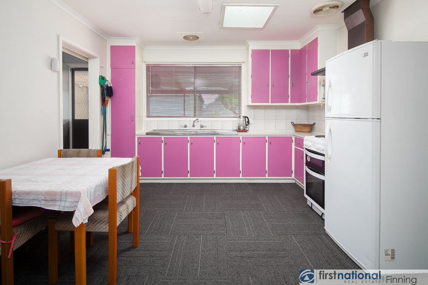 38 Lurline Street, Cranbourne VIC 3977, Cranbourne - Thumbnail 2