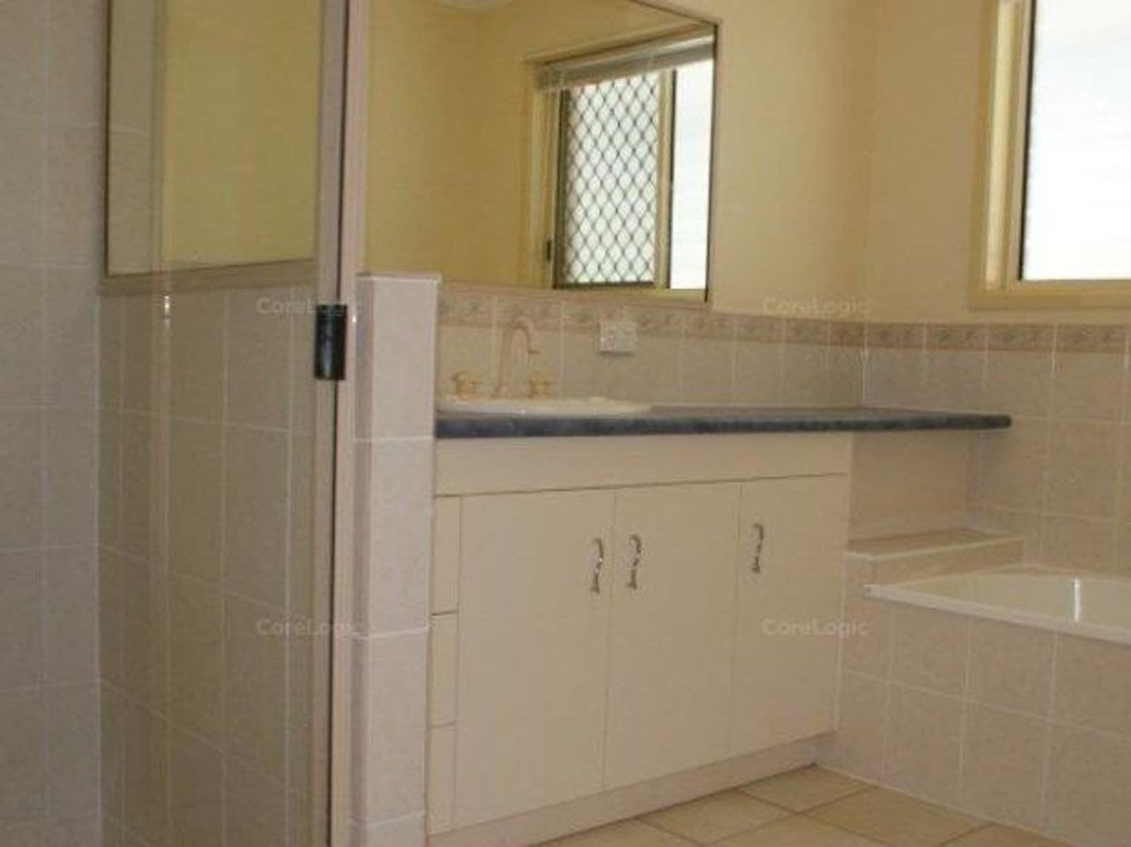 2/6 Pirie Street, Mackay QLD 4740, Mackay - Thumbnail 6