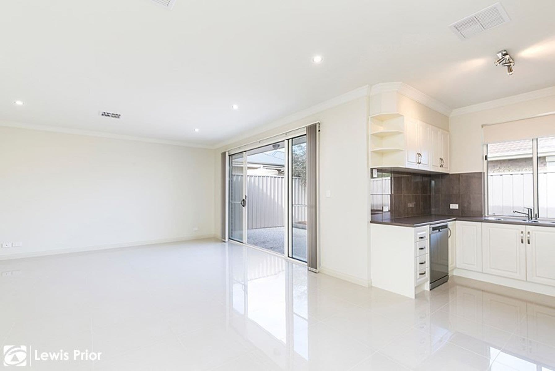 4 Kildonan Avenue, Warradale SA 5046, Warradale - Thumbnail 4