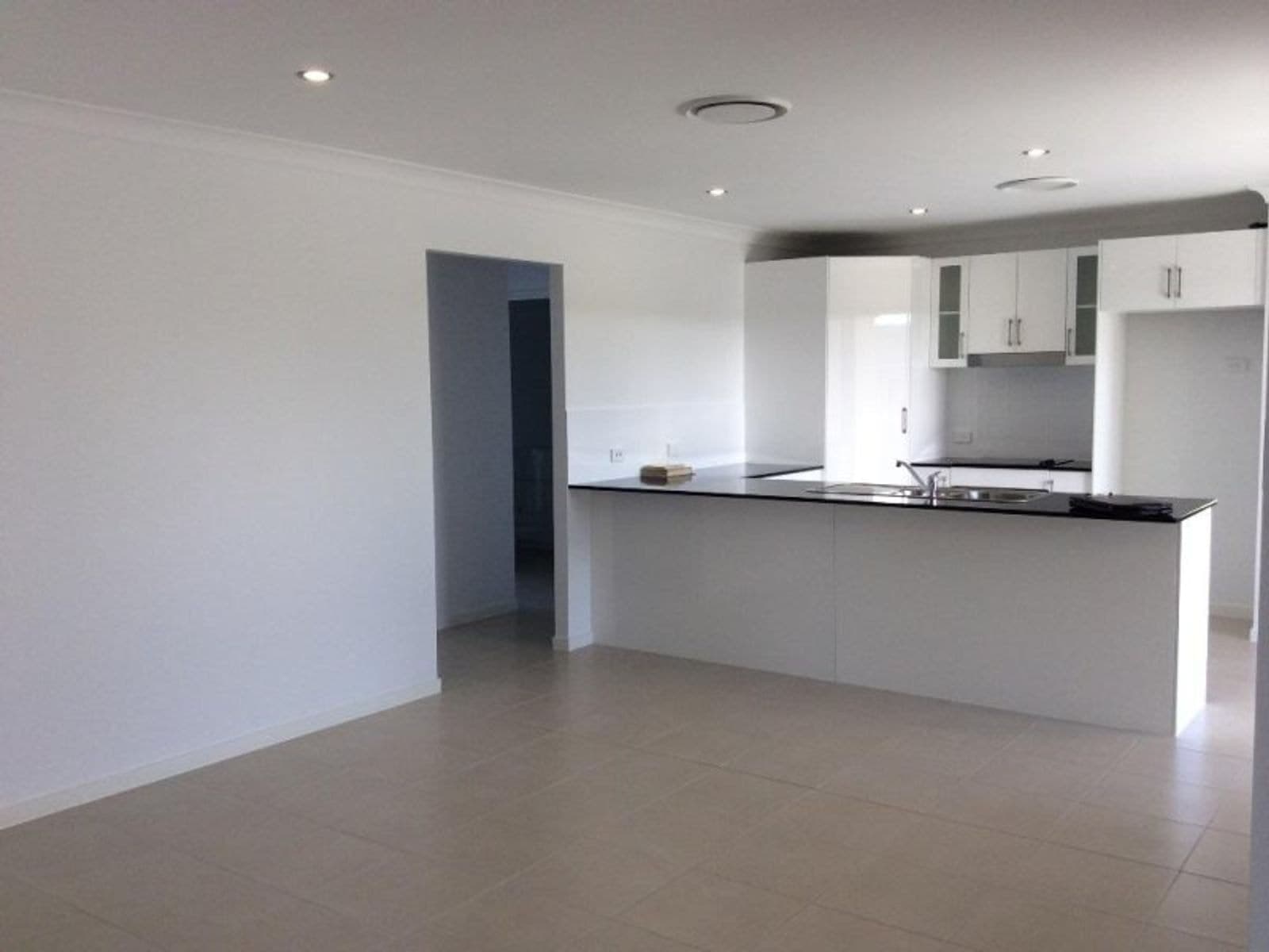 39 Monterrico Circuit, Beaconsfield, QLD 4740, Beaconsfield - Thumbnail 4