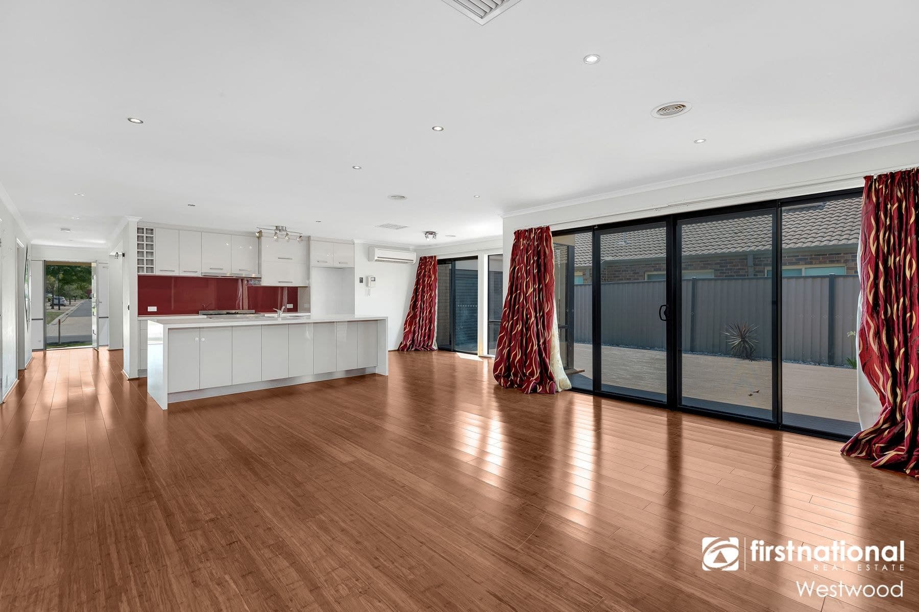 41 Chesterton Avenue, Tarneit, VIC 3029, Tarneit - Thumbnail 2