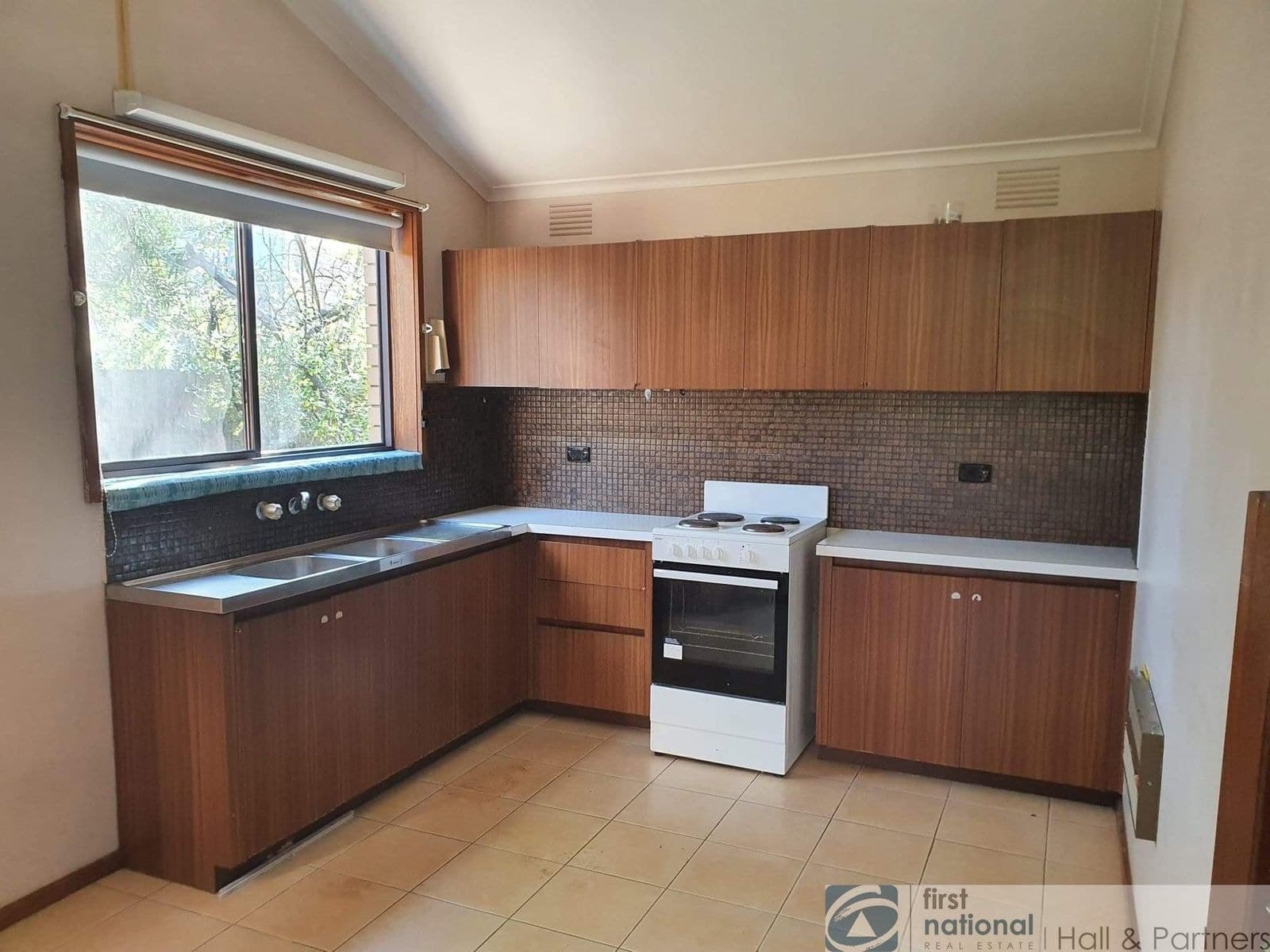 65 St. James Village, Dandenong VIC 3175, Dandenong - Thumbnail 5