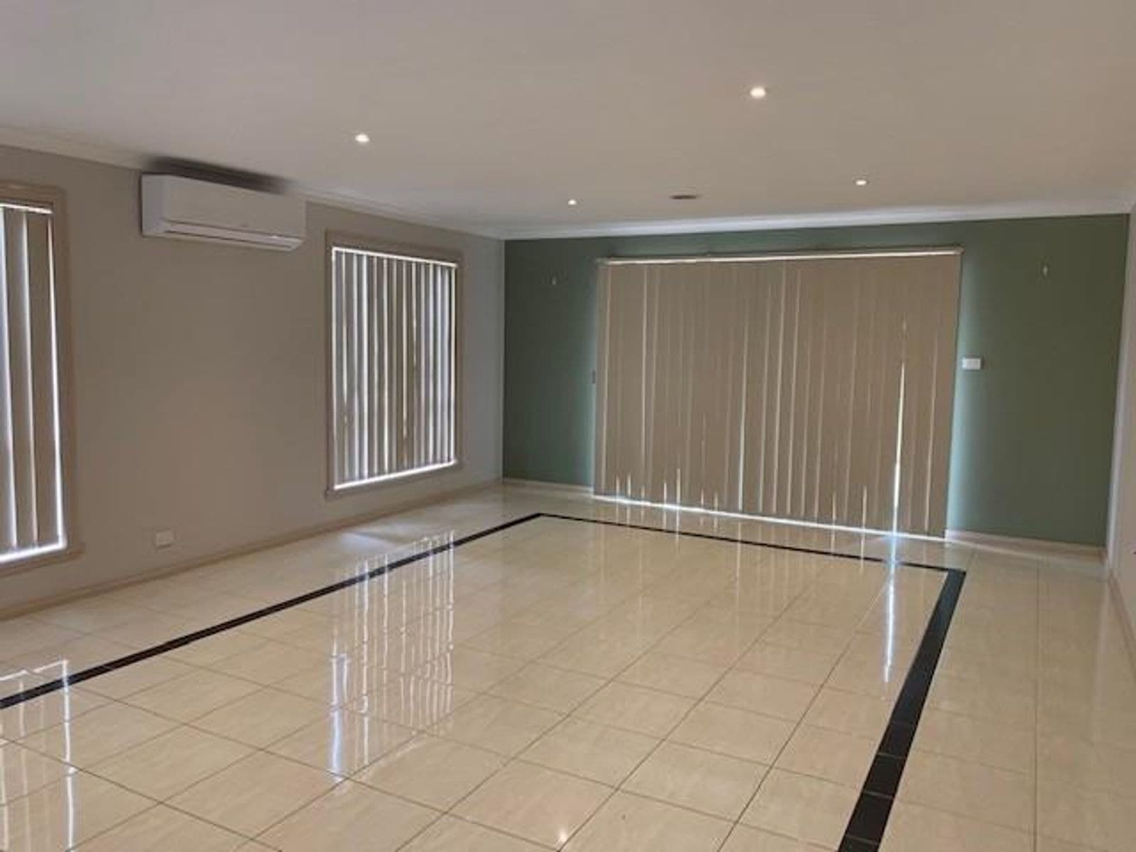 11 Wyperfield Avenue, Craigieburn VIC 3064, Craigieburn - Thumbnail 6