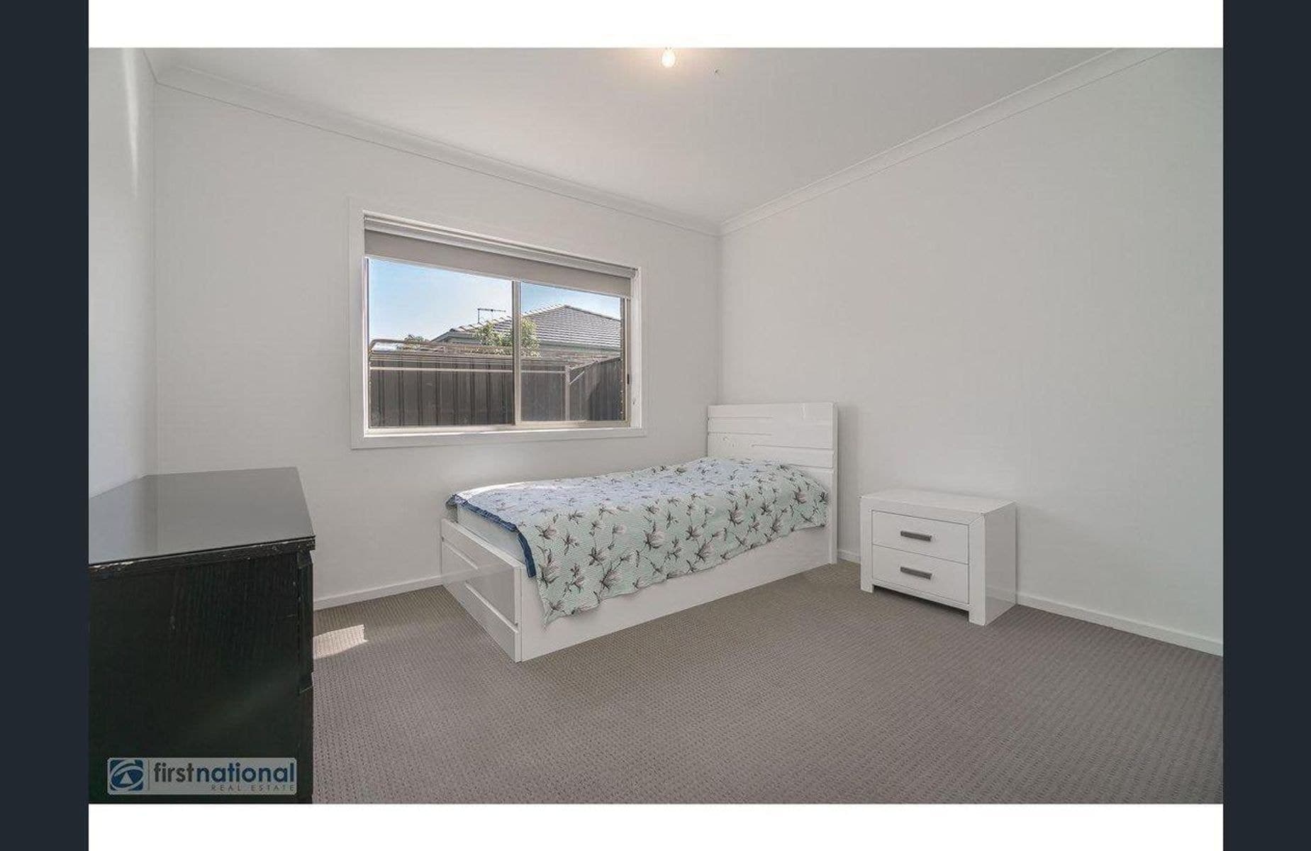 21 Travers Street, Craigieburn VIC 3064, Craigieburn - Thumbnail 4