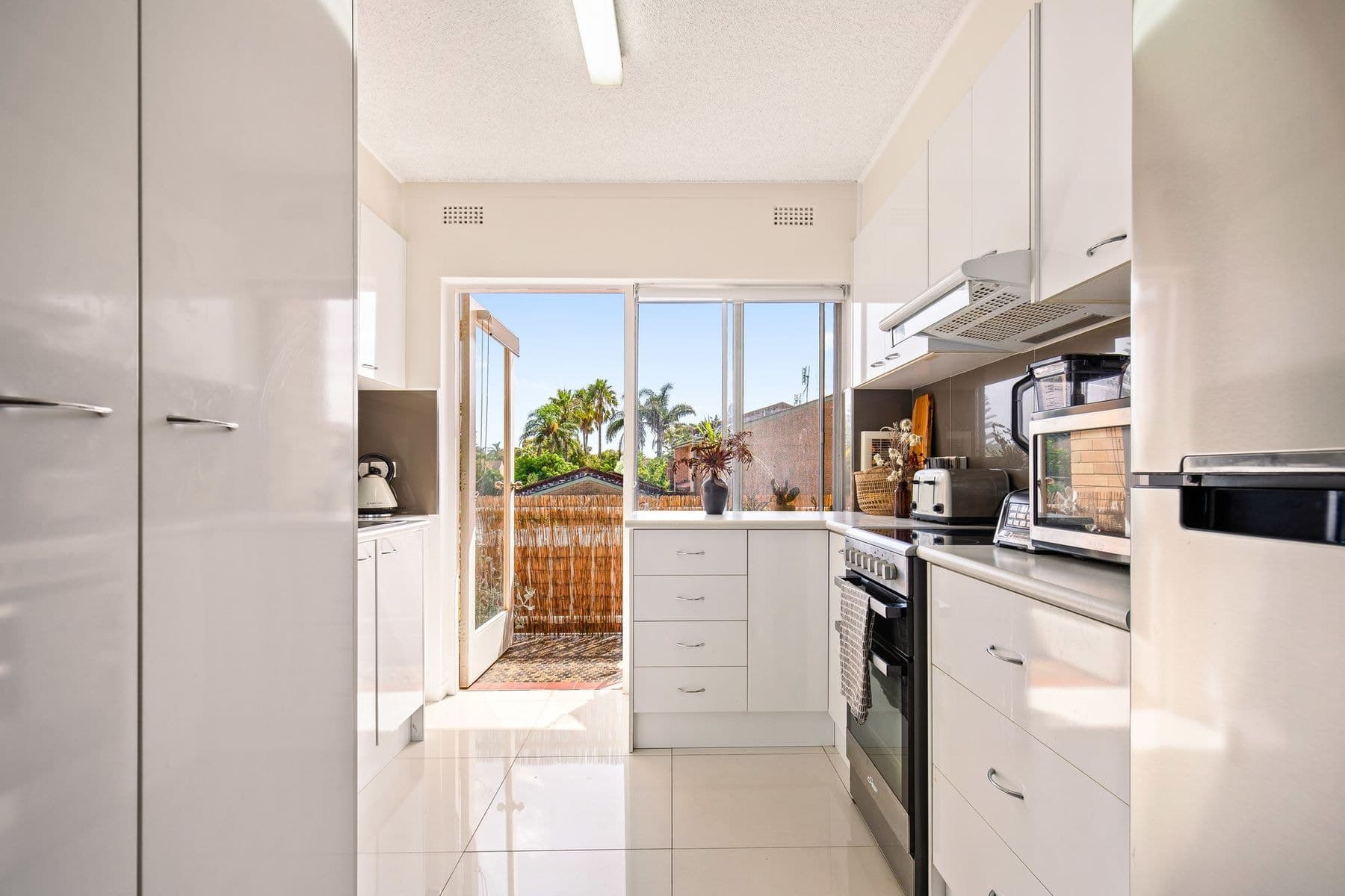 4/78-80 Parkway Avenue, Cooks Hill NSW 2300, Cooks Hill - Thumbnail 2
