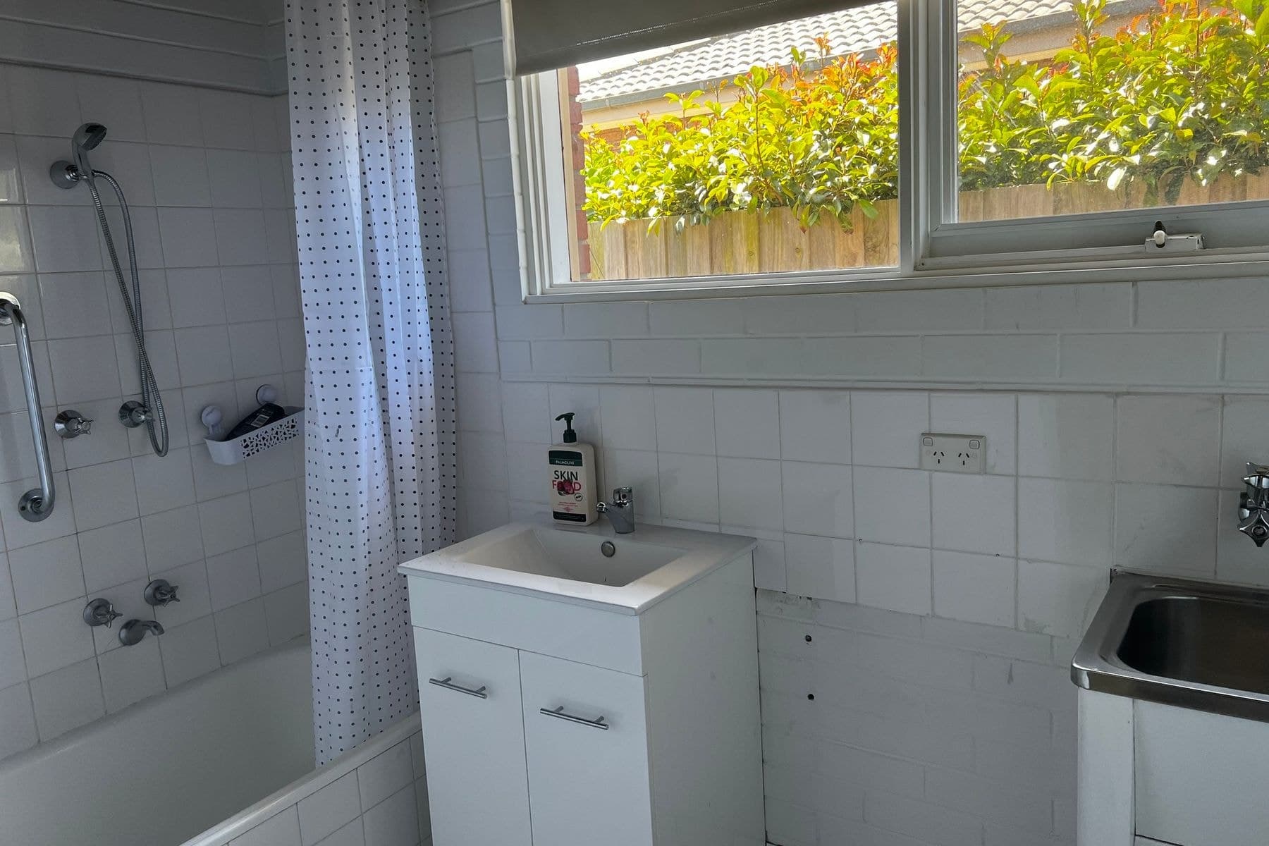 9/3 Clarkes Road, Lakes Entrance VIC 3909, Lakes Entrance - Thumbnail 4