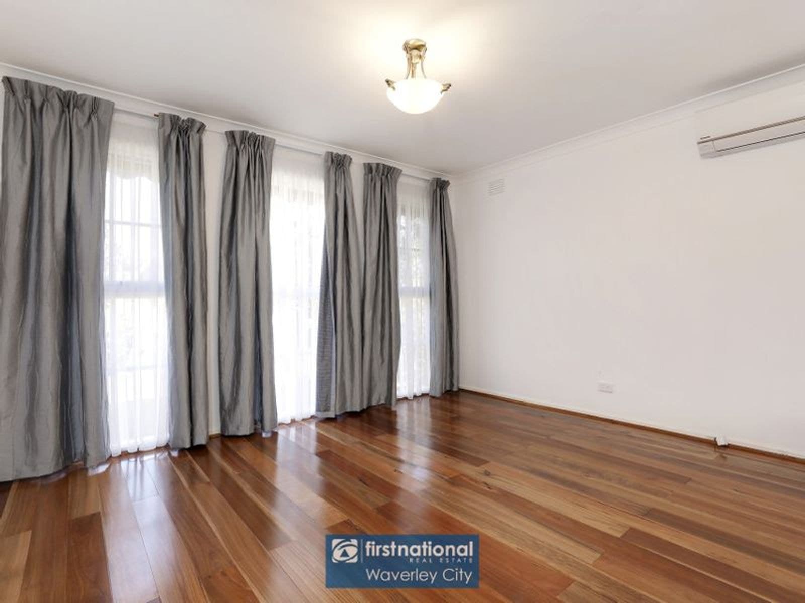 9 Greenways Road, Glen Waverley VIC 3150, Glen Waverley - Thumbnail 4