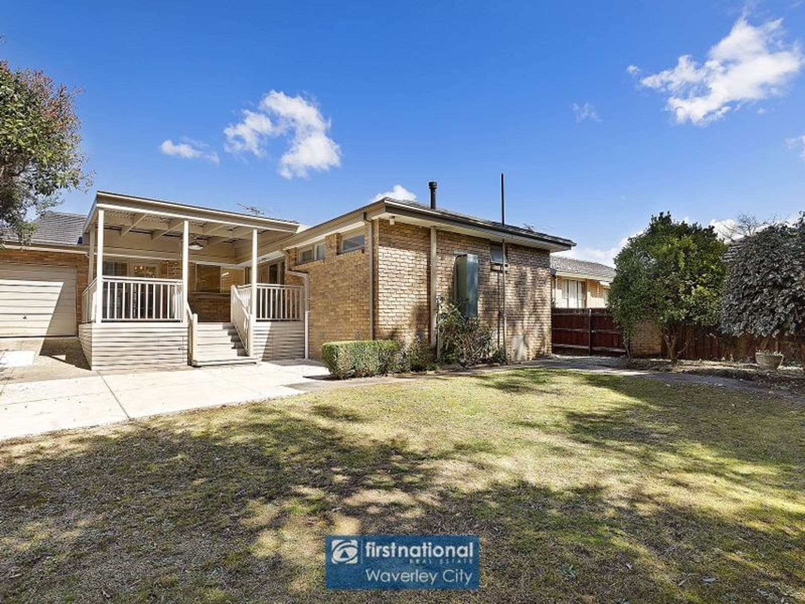 9 Greenways Road, Glen Waverley VIC 3150, Glen Waverley - Thumbnail 8