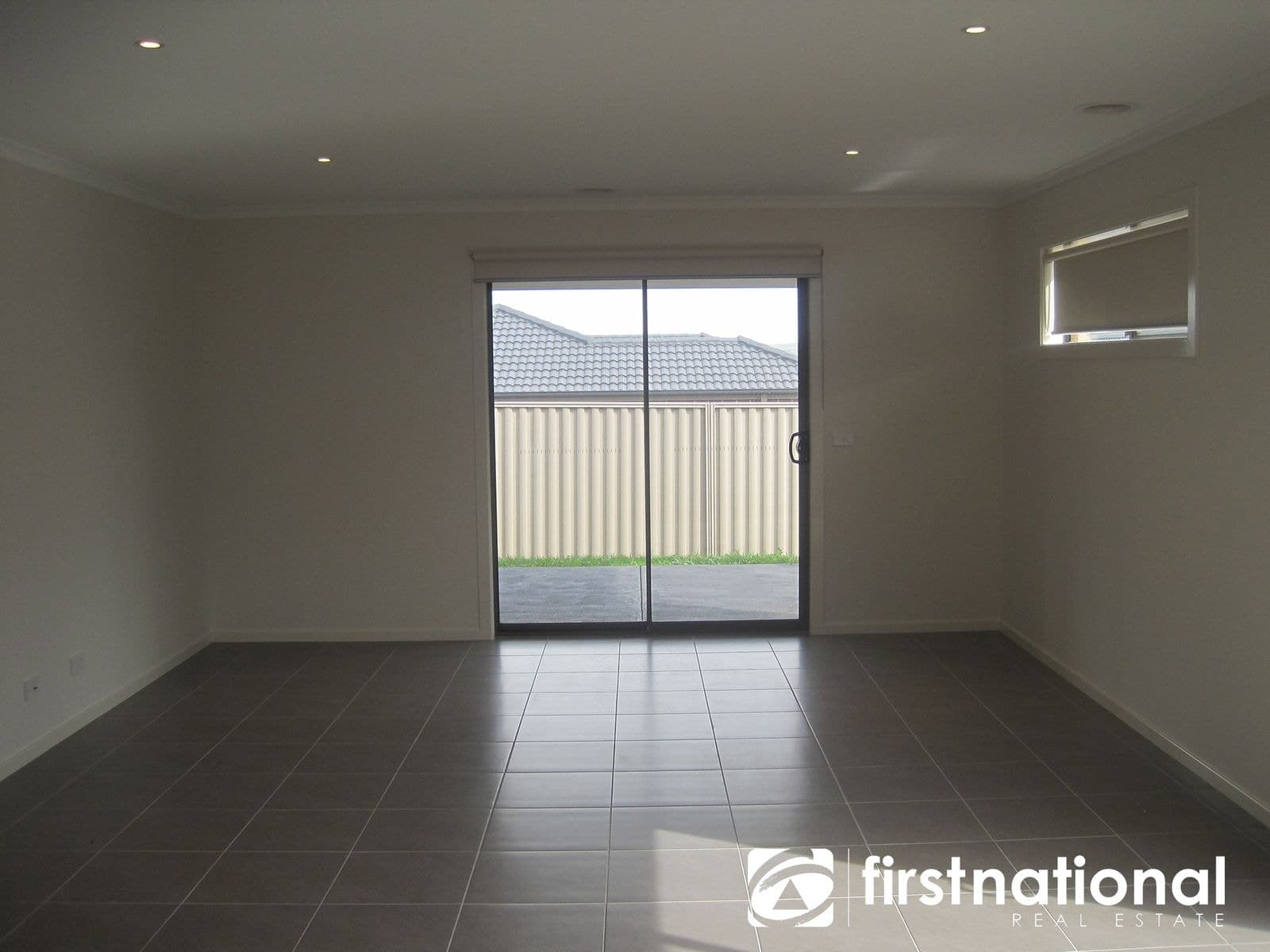 10 Keating Street, Pakenham VIC 3810, Pakenham - Thumbnail 3