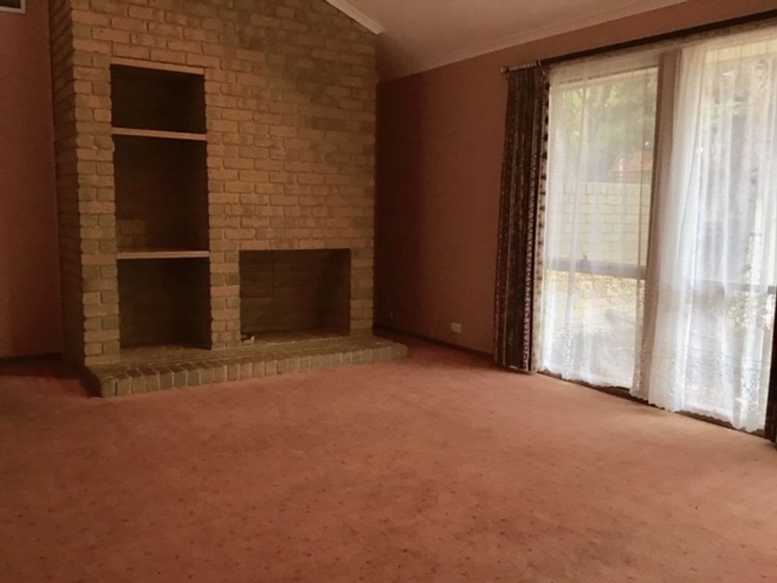 12 Barber Drive, Hoppers Crossing VIC 3029, Hoppers Crossing - Thumbnail 2