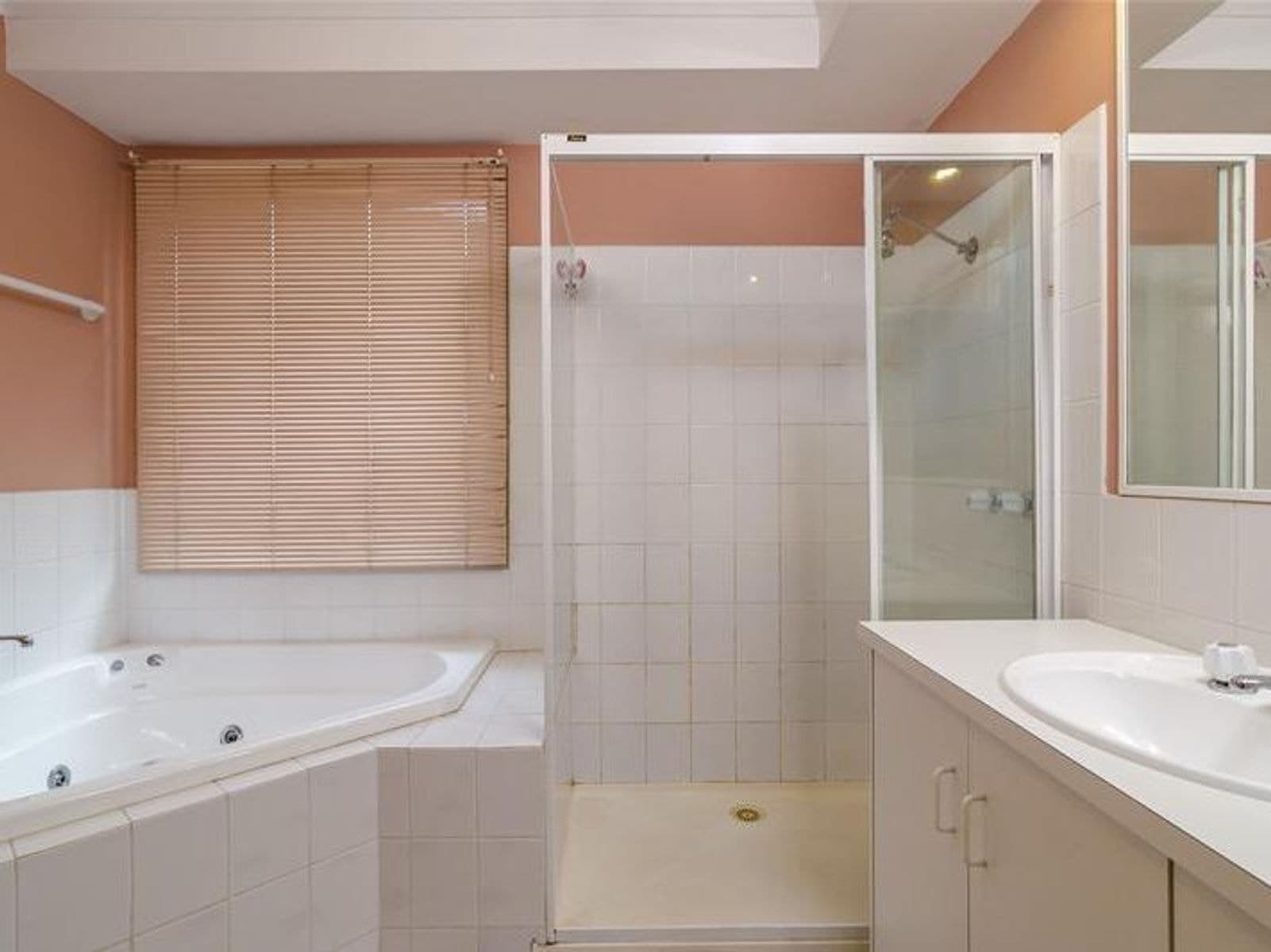 12 Barber Drive, Hoppers Crossing VIC 3029, Hoppers Crossing - Thumbnail 4