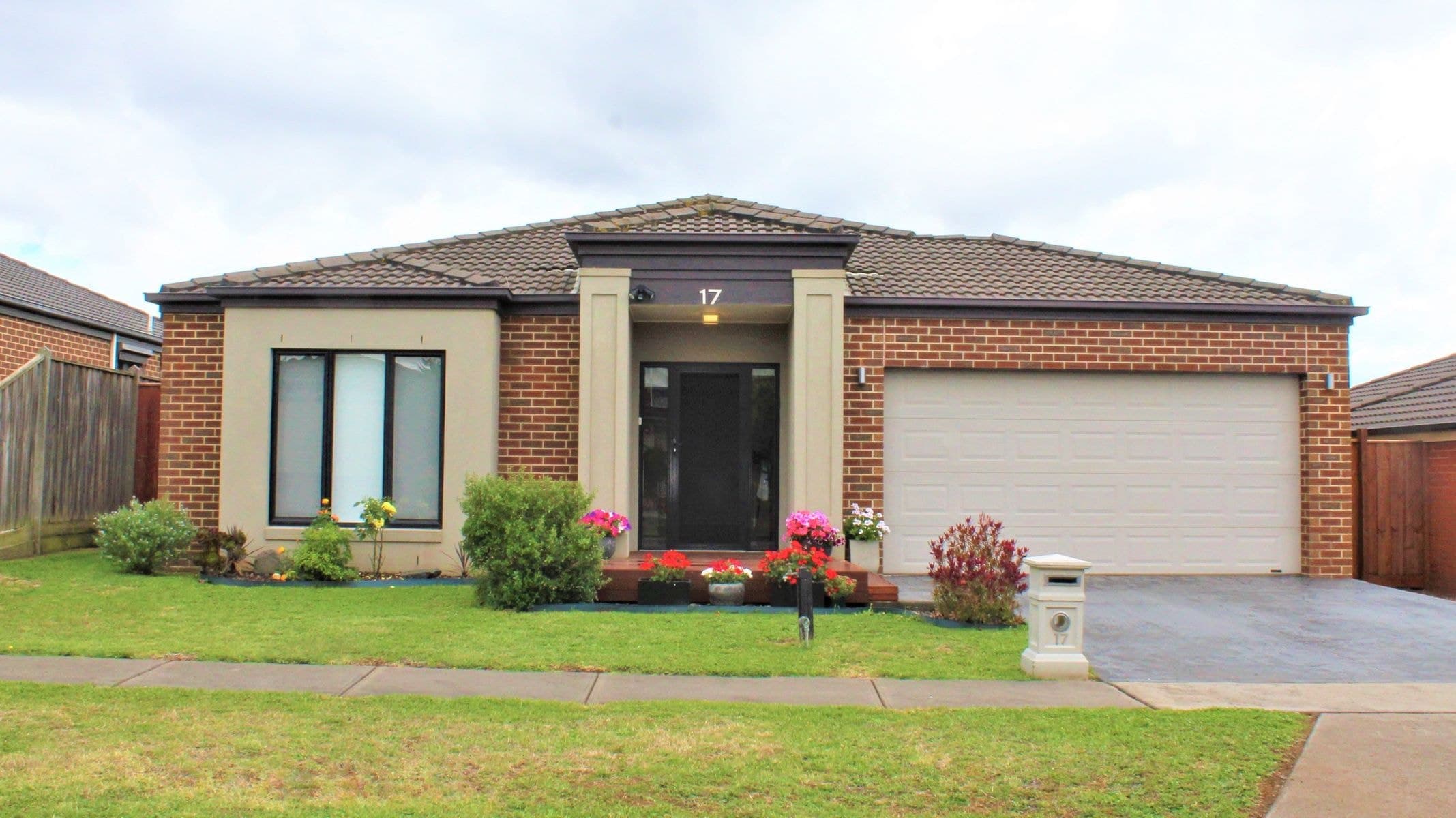 17 Lyndhurst Square, Drouin, VIC 3818, Drouin - Thumbnail 2