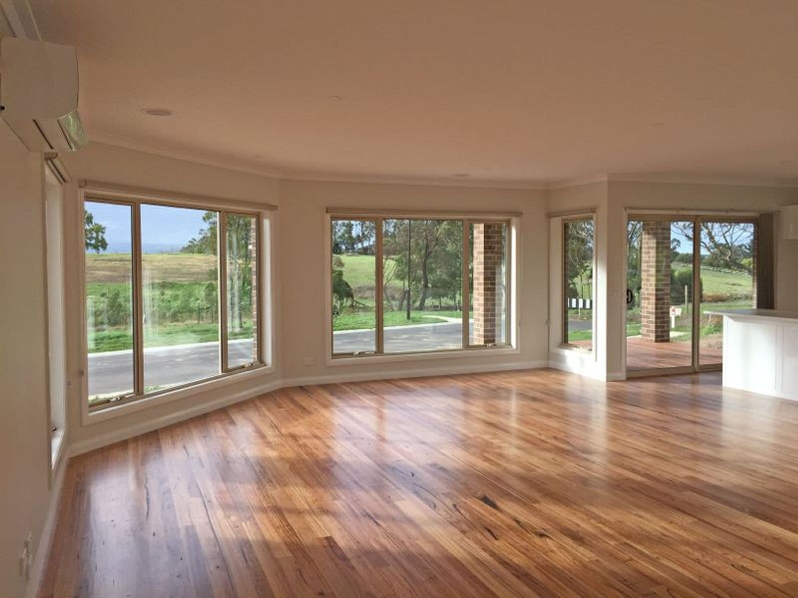 44 View Hill Drive, Traralgon, VIC 3844, Traralgon - Thumbnail 2