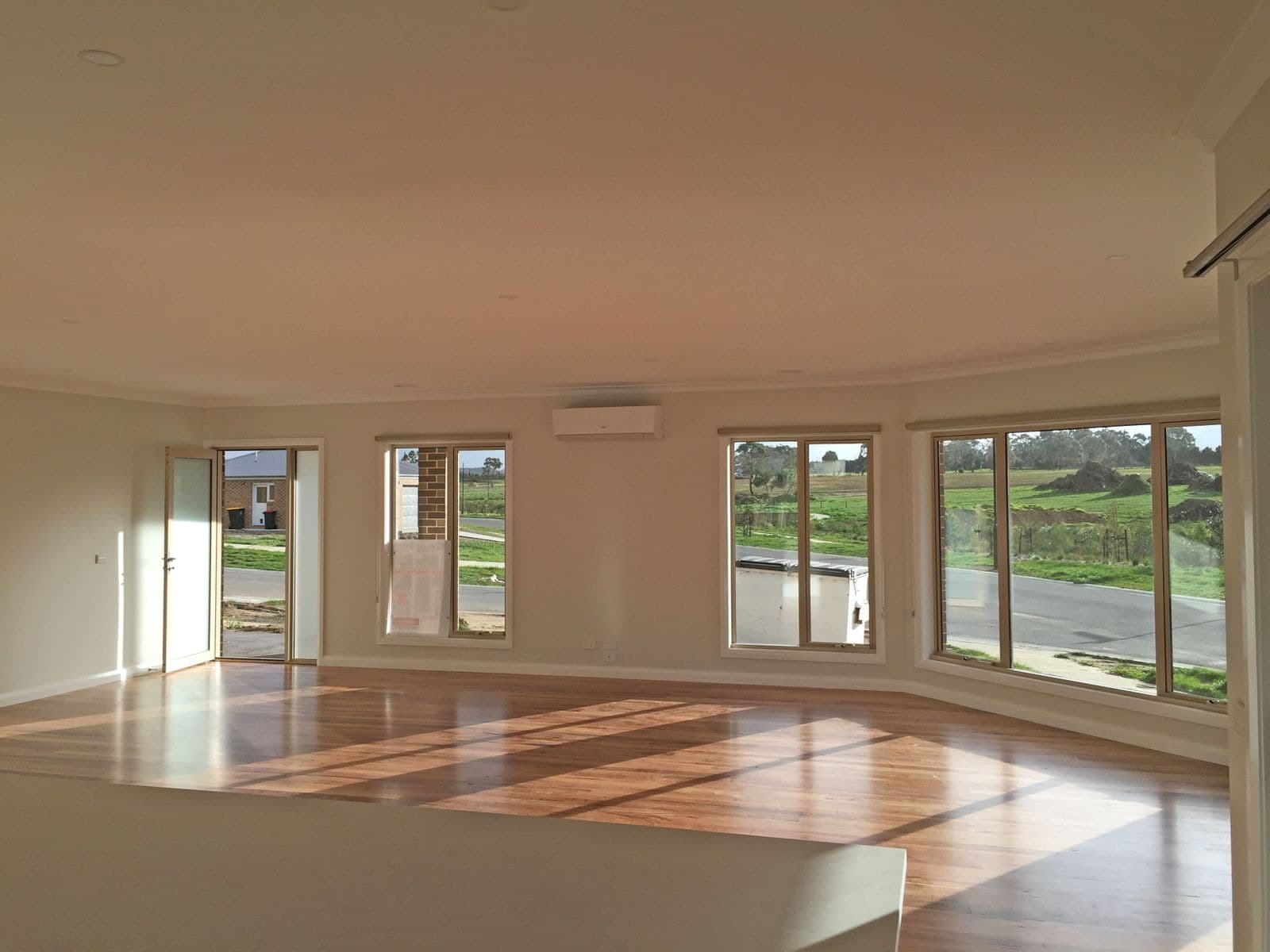 44 View Hill Drive, Traralgon, VIC 3844, Traralgon - Thumbnail 3