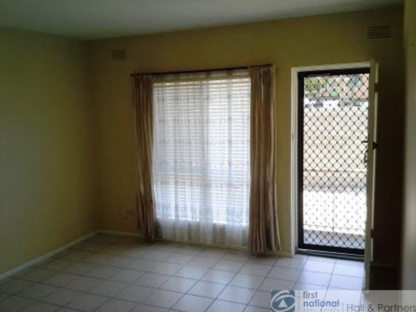 4/151 Princes Highway, Dandenong VIC 3175, Dandenong - Thumbnail 2