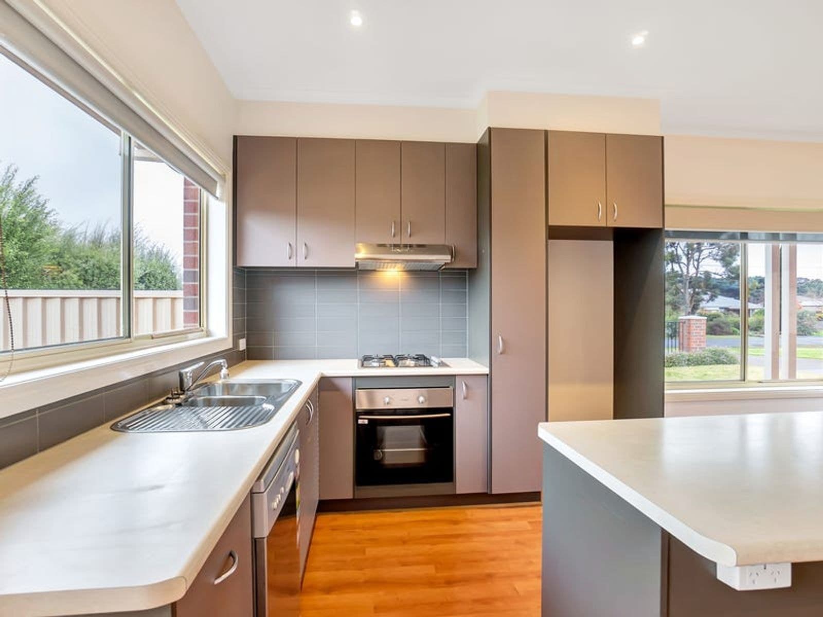 6/25 Roch Court, Ballan VIC 3342, Ballan - Thumbnail 3