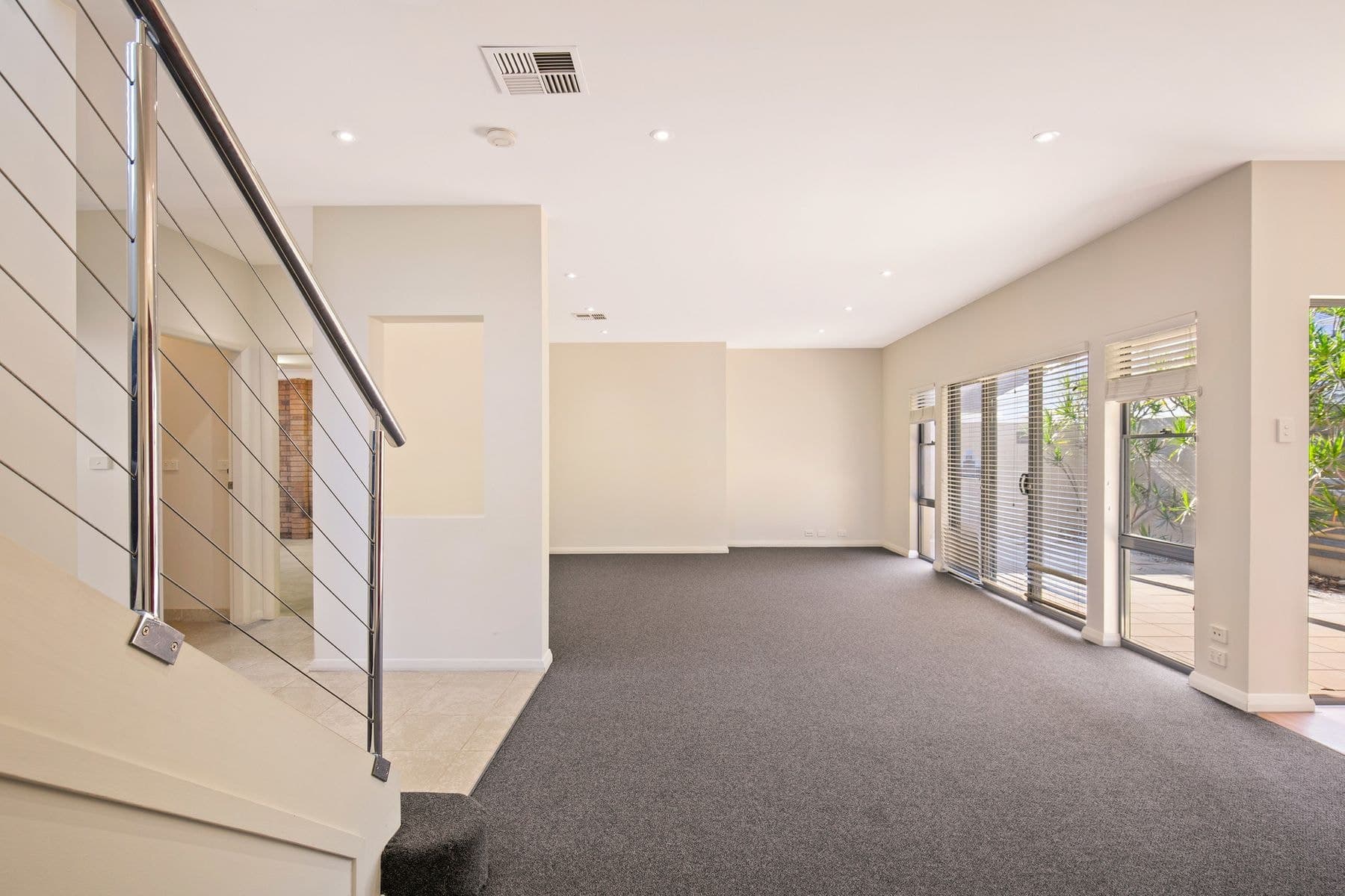 4 Watkins Street, The Junction NSW 2291, The Junction - Thumbnail 2