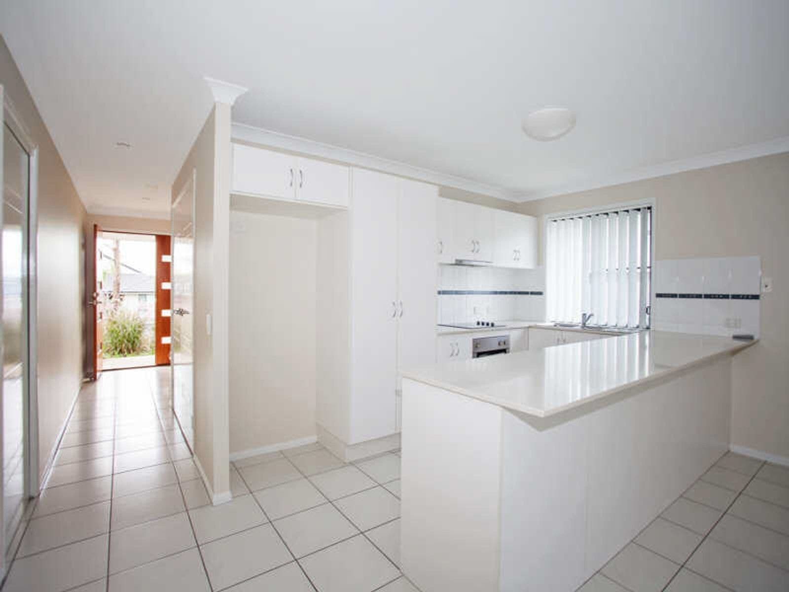 8 Crestview Crescent, Bucasia, QLD 4750, Bucasia - Thumbnail 3