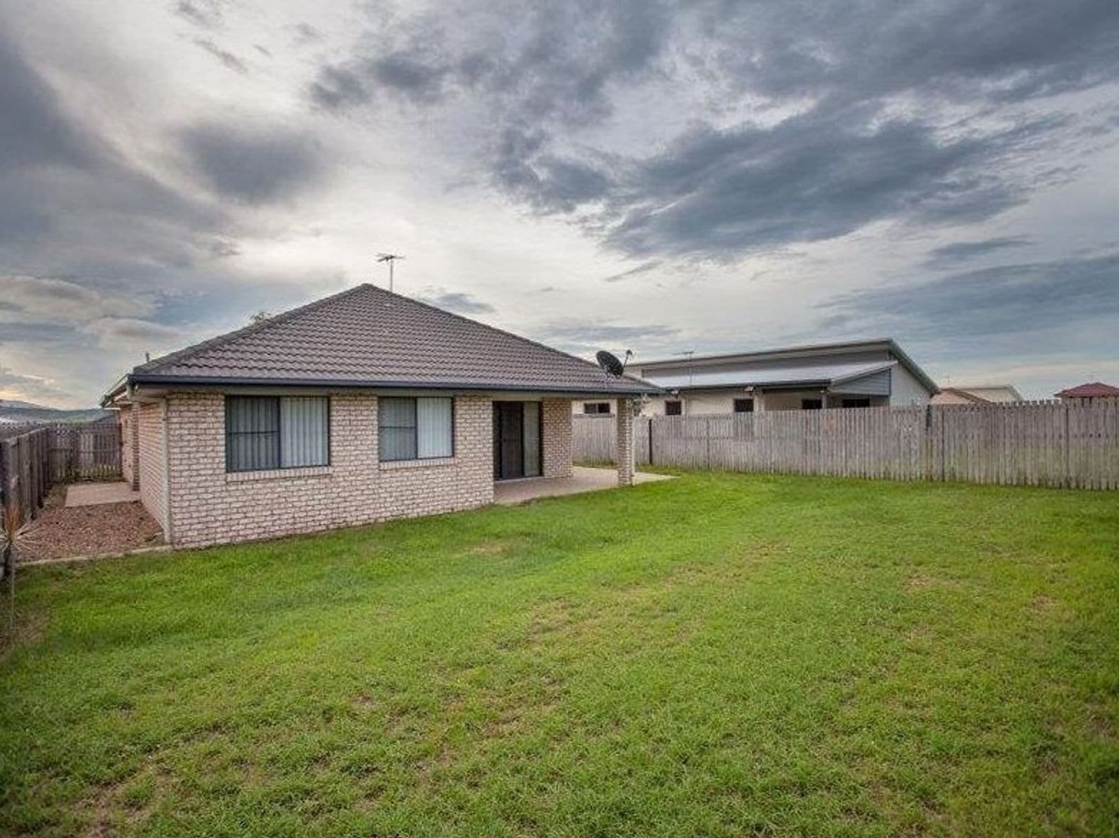 8 Crestview Crescent, Bucasia, QLD 4750, Bucasia - Thumbnail 7