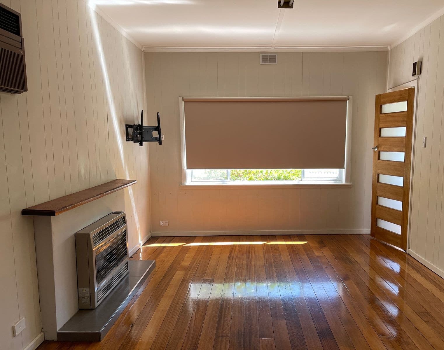 6 Finlayson Crescent, Traralgon, VIC 3844, Traralgon - Thumbnail 2