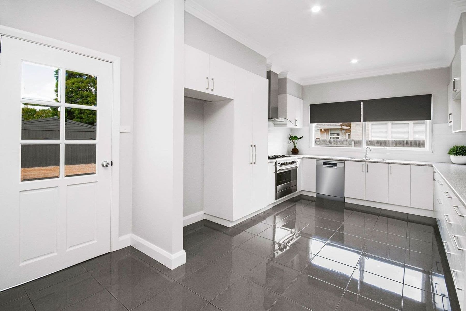 179 Nicholson Street, Bairnsdale VIC 3875, Bairnsdale - Thumbnail 4