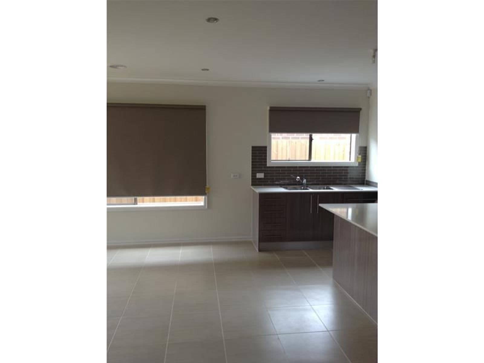 20 Charter Road, Werribee, VIC 3030, Werribee - Thumbnail 3