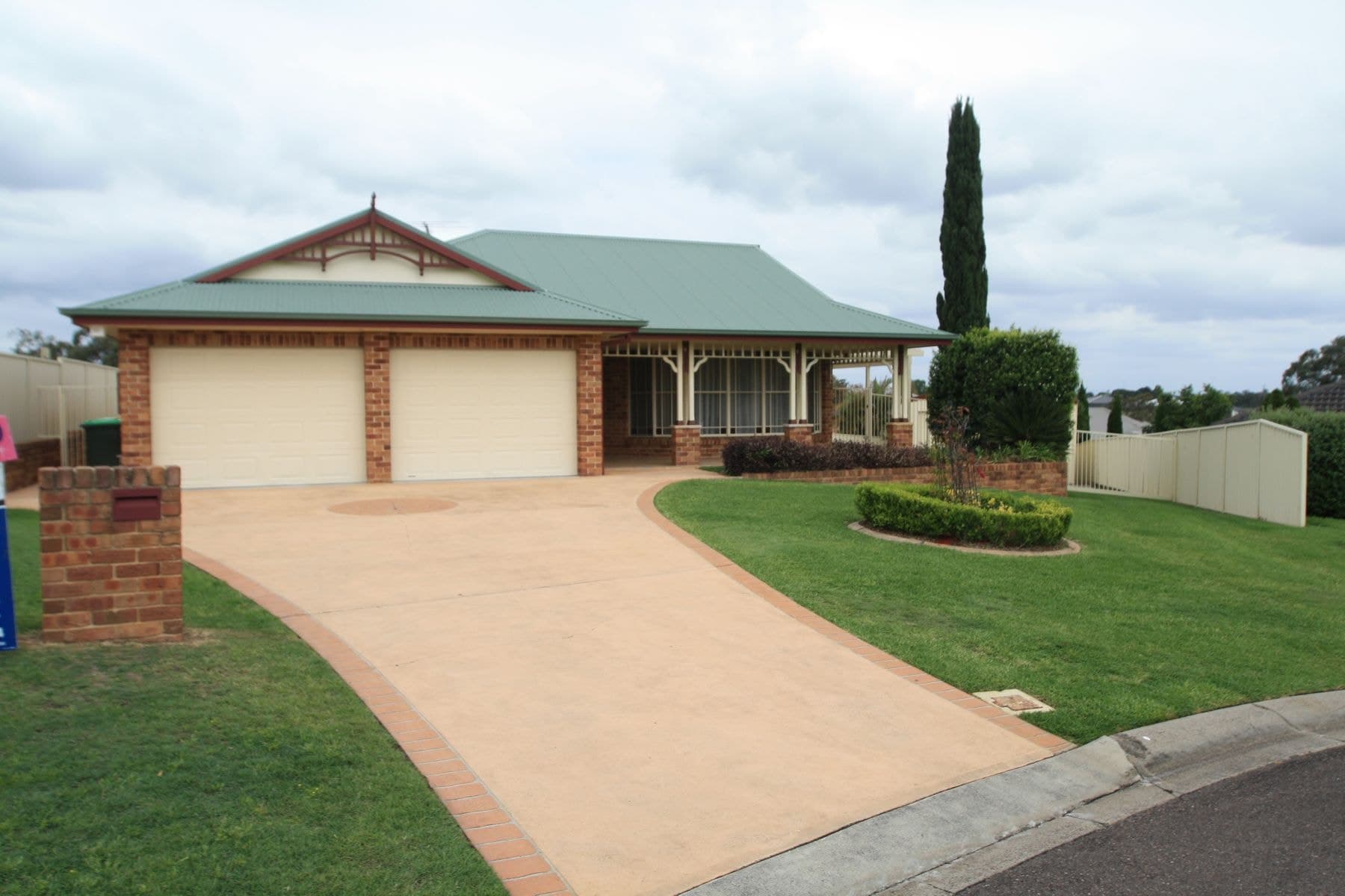 13 Caitlin Close, Bolwarra Heights NSW 2320, Bolwarra Heights - Image 1
