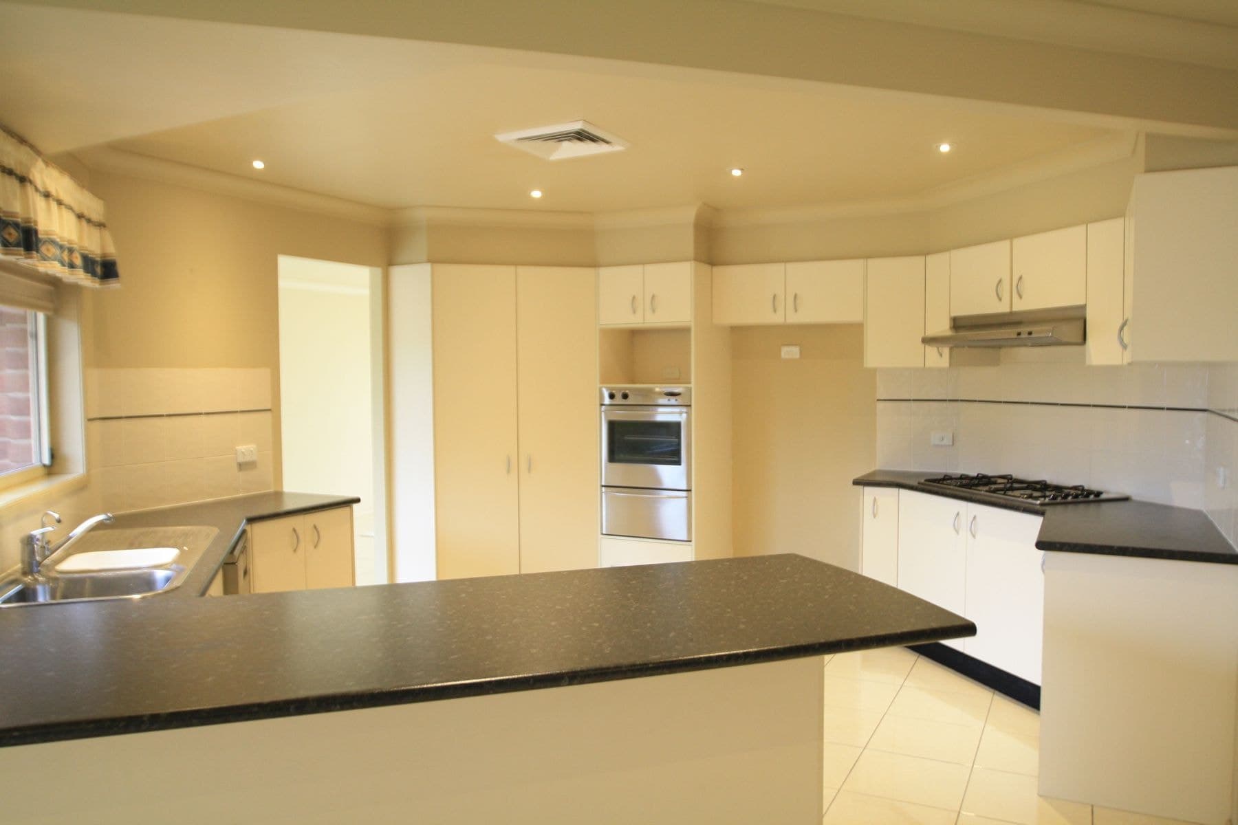 13 Caitlin Close, Bolwarra Heights NSW 2320, Bolwarra Heights - Thumbnail 5