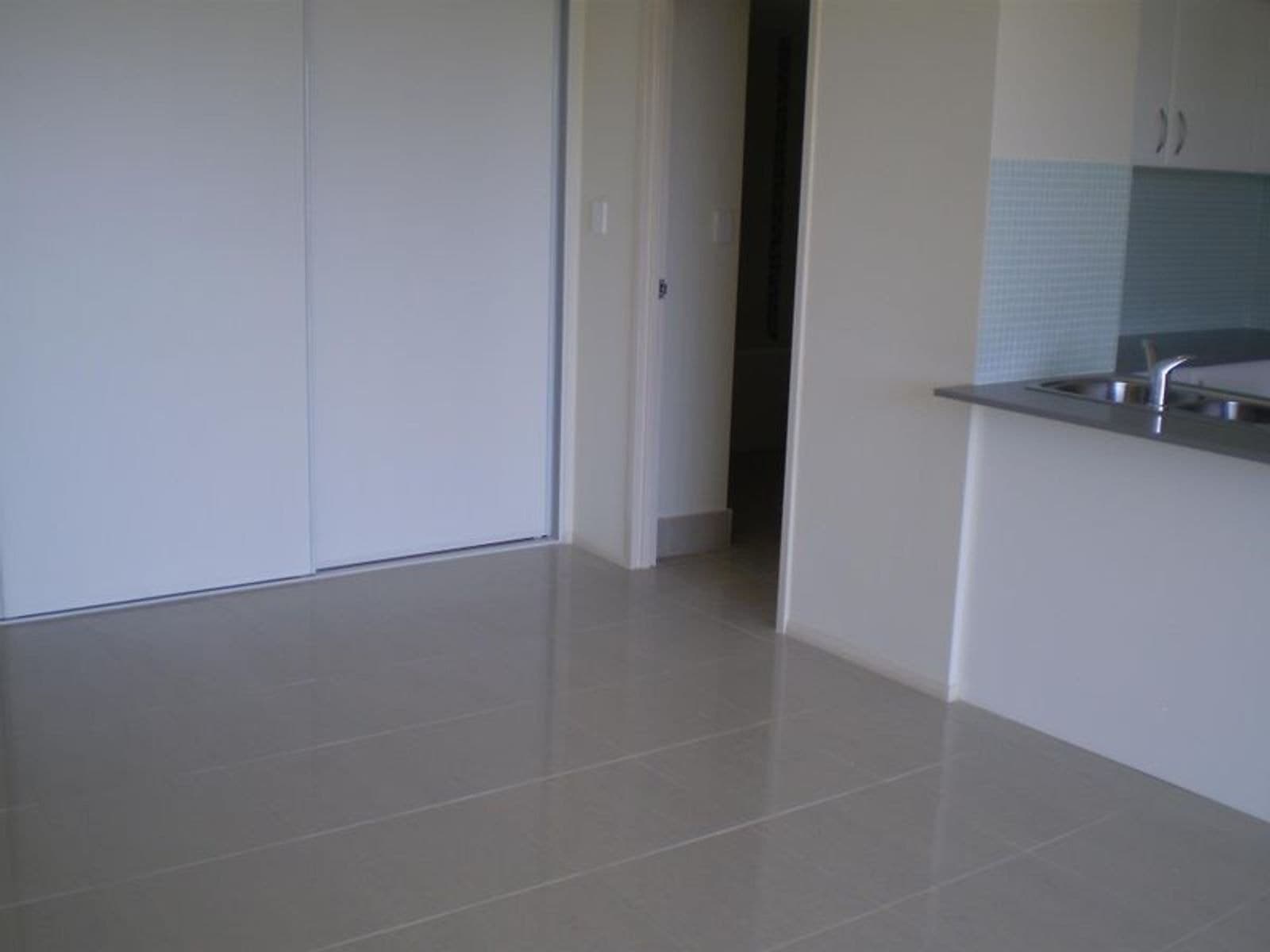 8/5 Cnr Whalley Street & See Street, Bargara QLD 4670, Bargara - Thumbnail 6