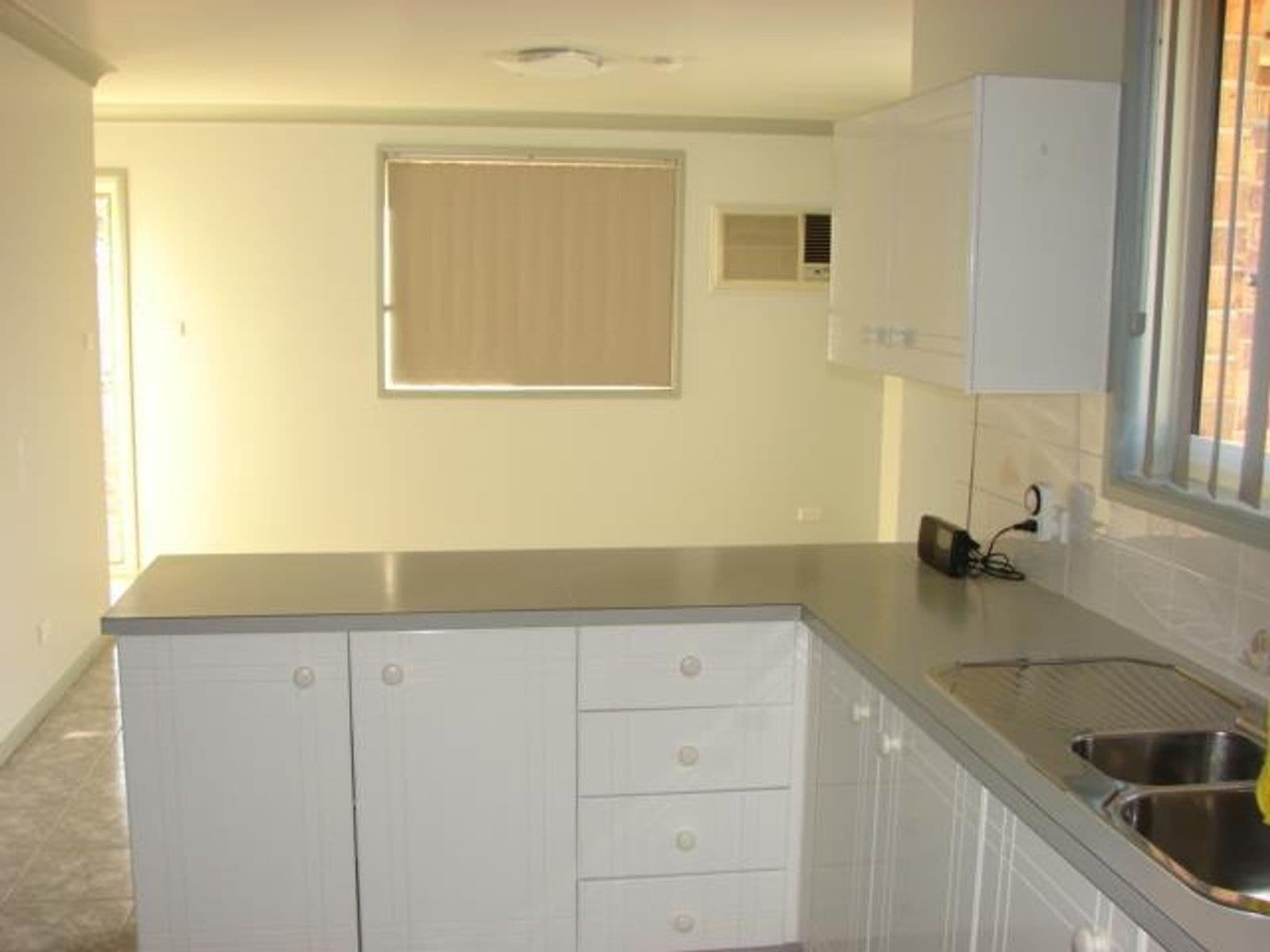 1/2 Calgaroo Avenue, Muswellbrook NSW 2333, Muswellbrook - Thumbnail 4