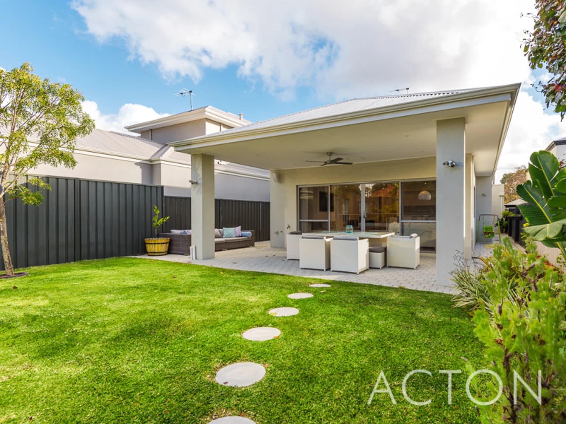 6/27 Falkirk Avenue, MAYLANDS WA 6051, Inglewood - Image 1