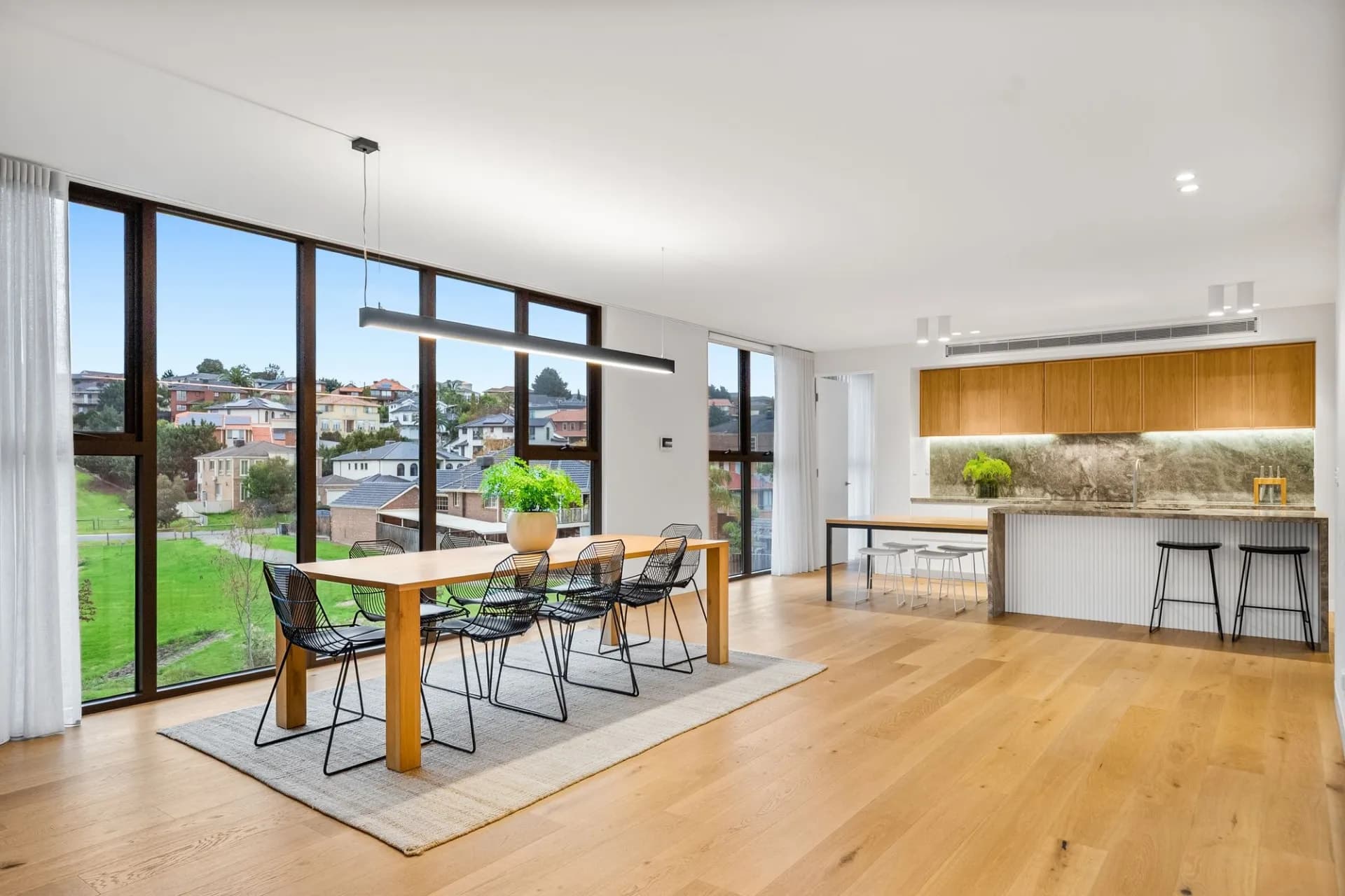 14/9A Weyburn Place, Avondale Heights, VIC, Avondale Heights - Thumbnail 2