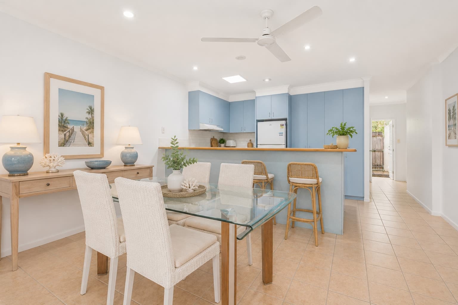 28/24 Warren Street, Palm Cove QLD 4879, Palm Cove - Thumbnail 2