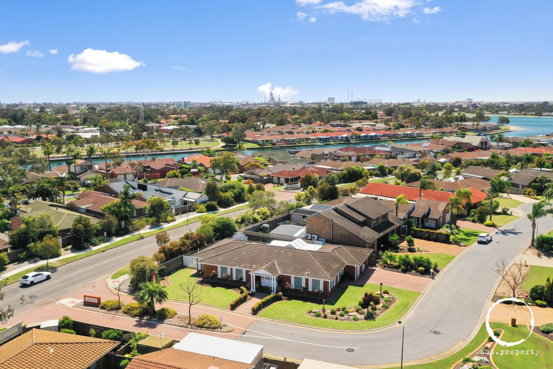 1 Bahamas Grove, West Lakes, West Lakes - Thumbnail 3