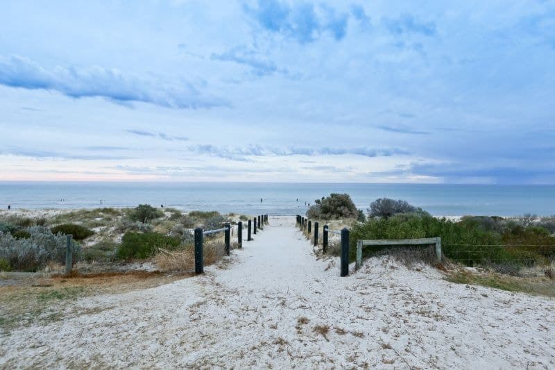 101/19 Farman Avenue, Hendon, Hendon - Image 1