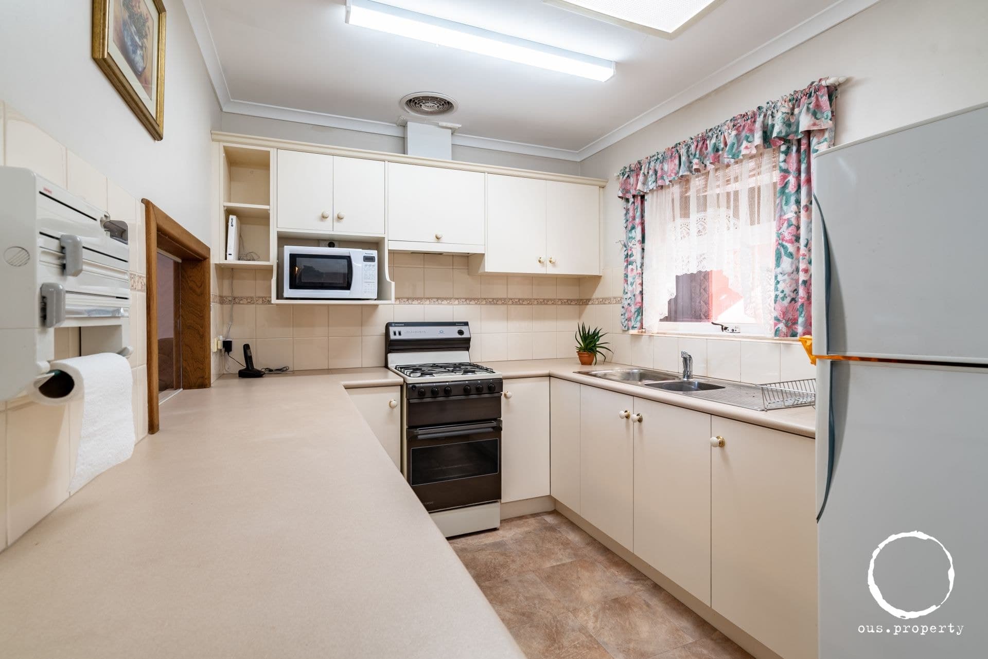 34 Greenfield Crescent, West Lakes Shore, West Lakes Shore - Thumbnail 3